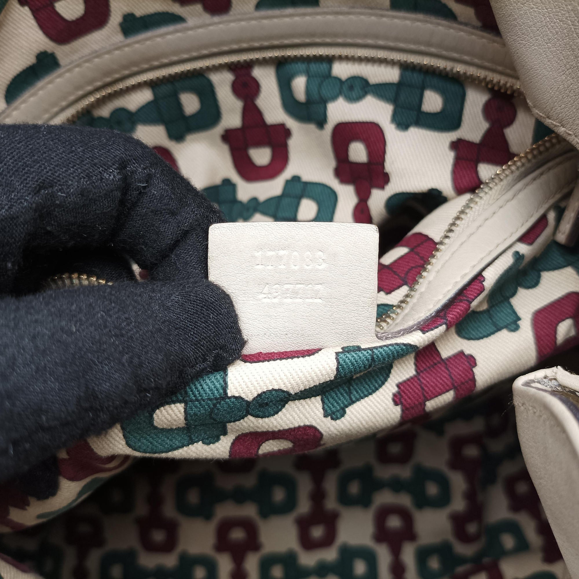 Pre-owned Gucci Bamboo Babouska Indy Hobo White Leather 177088 shoulderbag | stylenewstar