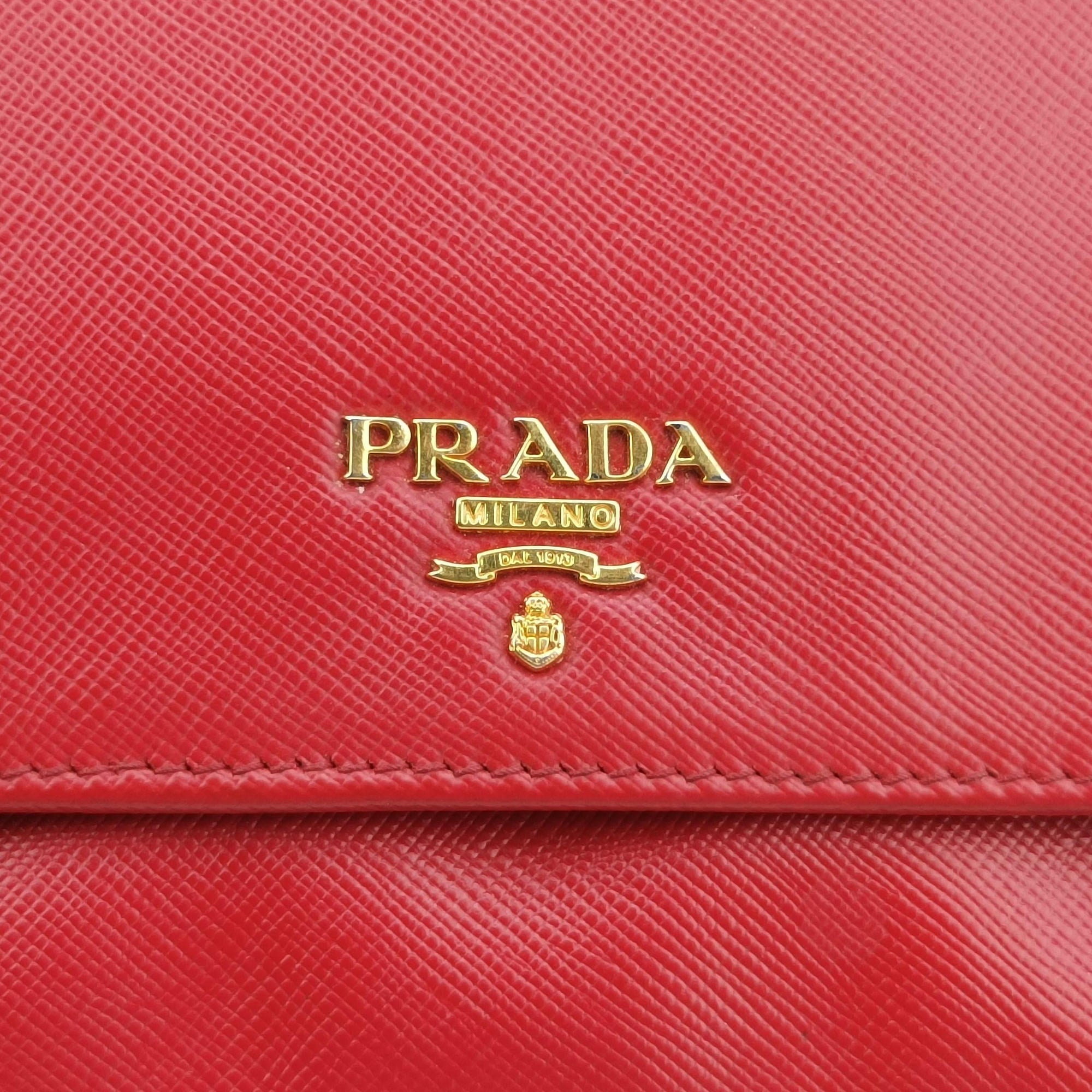 Pre-owned Prada Metal Wallet on Chain Cornflower Clutch Red Saffiano Leather 1MT290 shoulderbag | stylenewstar