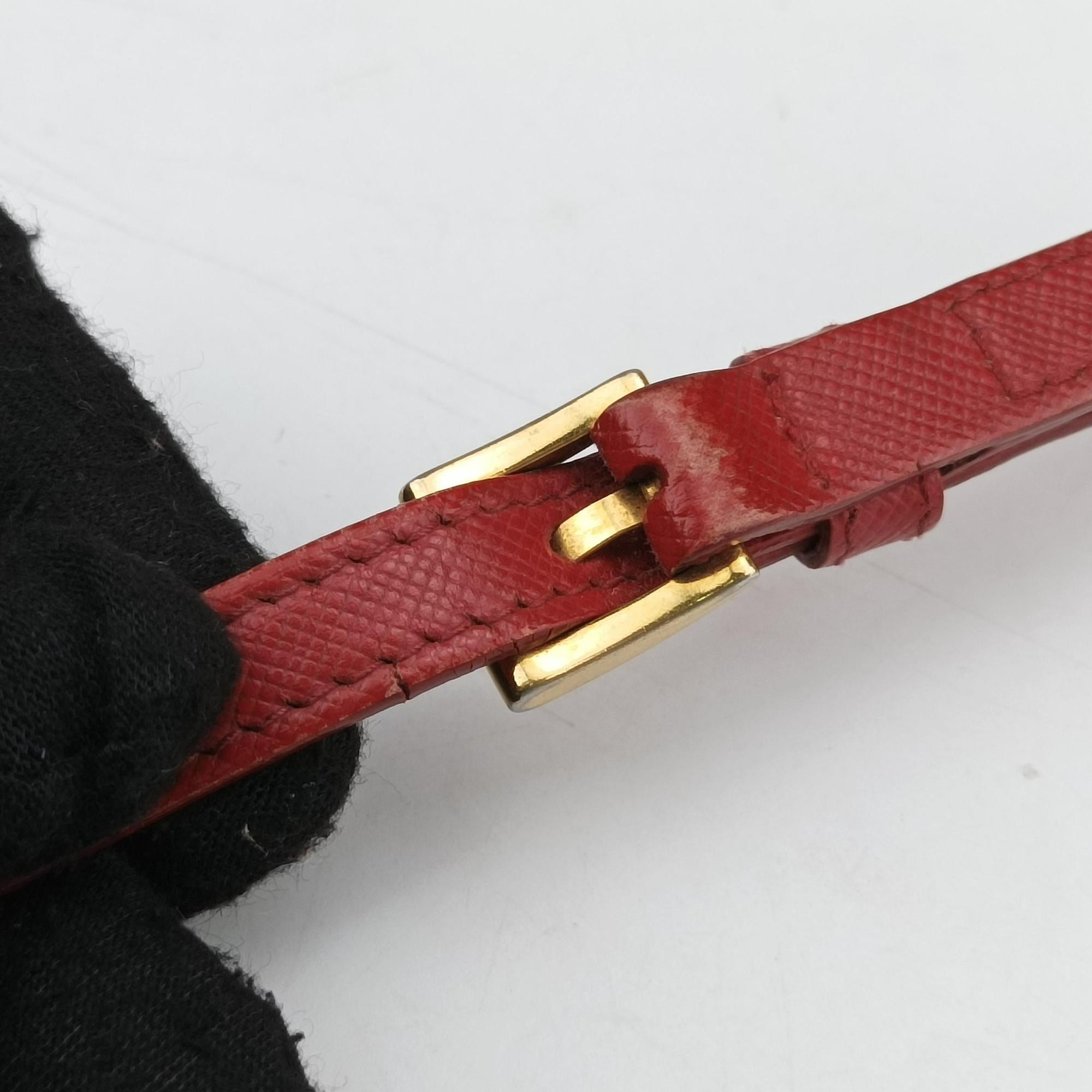 Pre-owned Prada Metal Wallet on Chain Cornflower Clutch Red Saffiano Leather 1MT290 shoulderbag | stylenewstar