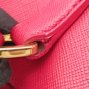 Pre-owned Prada Galleria Red SAFFIANO Leather BN1844 handbag | stylenewstar