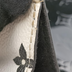 Vintage Louis Vuitton Wynwood PM Noir × White Monogram Canvas×Vernis×Epi M90445 shoulderbag | stylenewstar