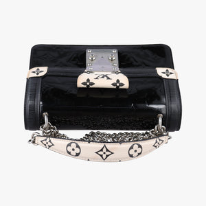 Vintage Louis Vuitton Wynwood PM Noir × White Monogram Canvas×Vernis×Epi M90445 shoulderbag | stylenewstar