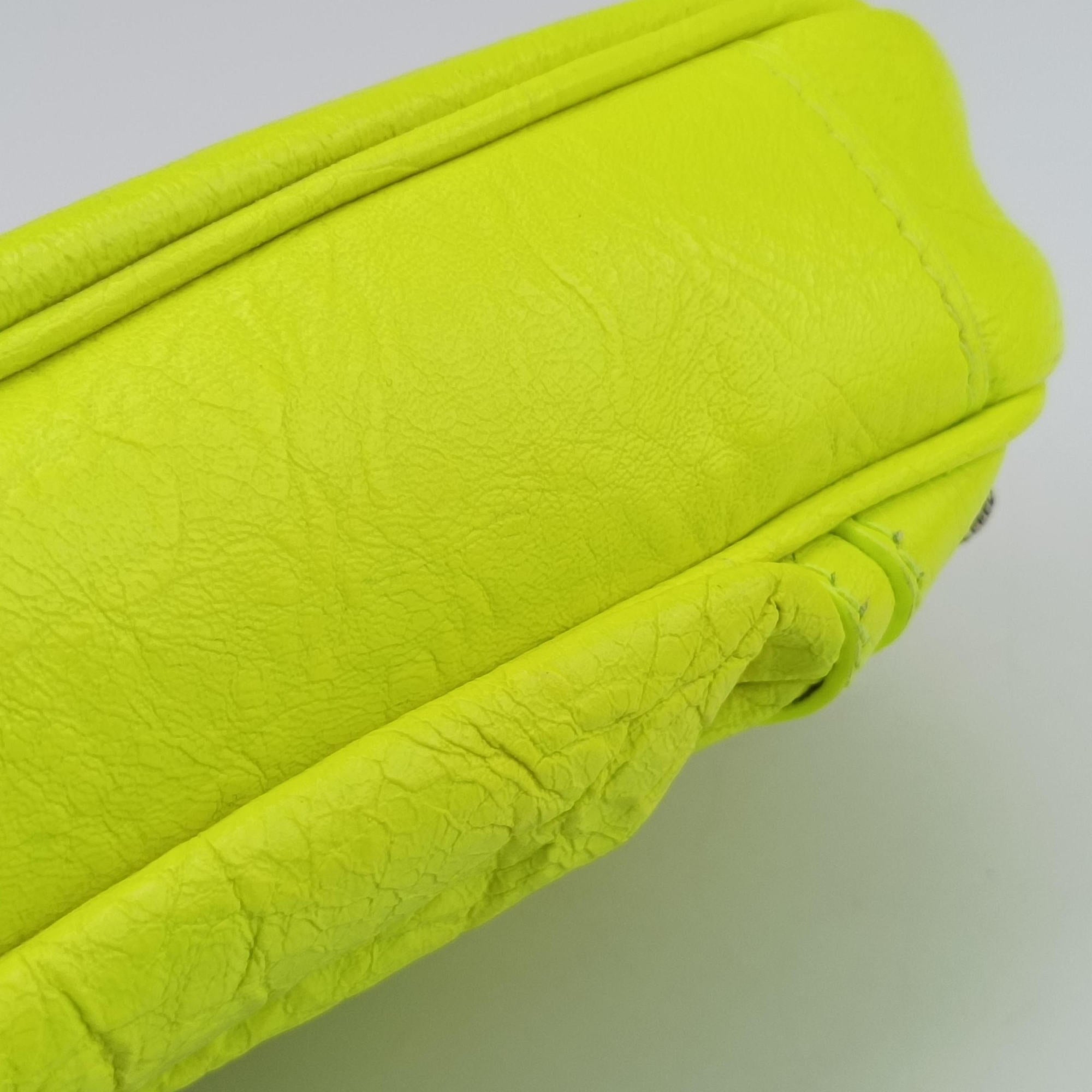 Vintage Balenciaga Le Cagole YellowGreen lambskin  shoulderbag | stylenewstar