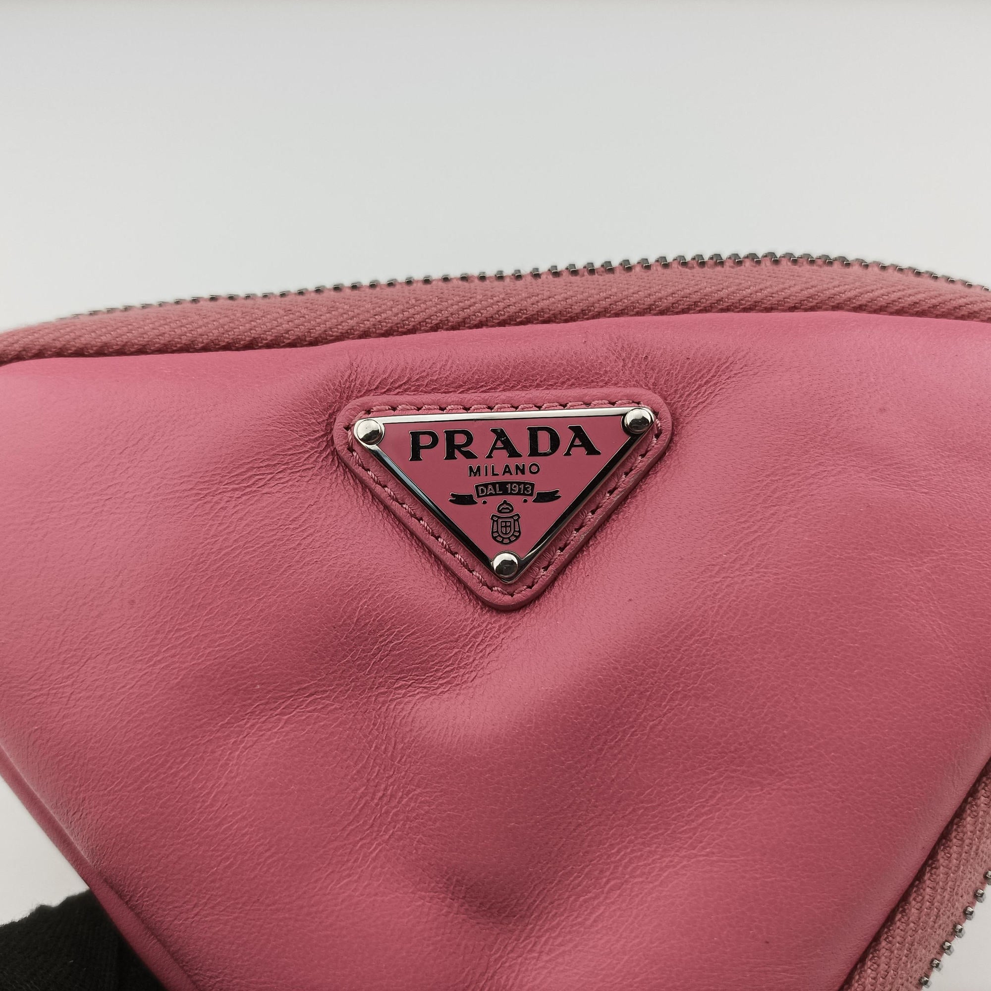 Vintage Prada Triangle mini Pink Leather 1NR015 shoulderbag | stylenewstar