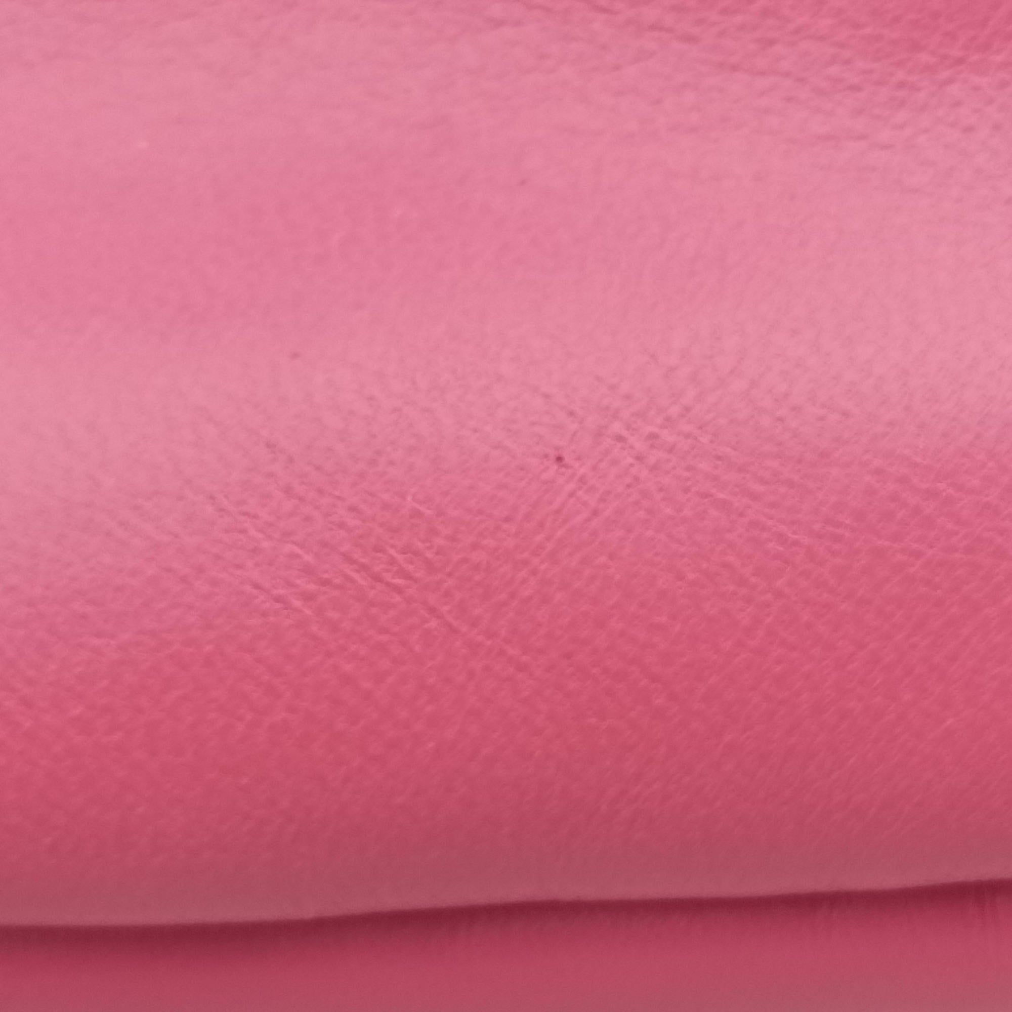 Vintage Prada Triangle mini Pink Leather 1NR015 shoulderbag | stylenewstar