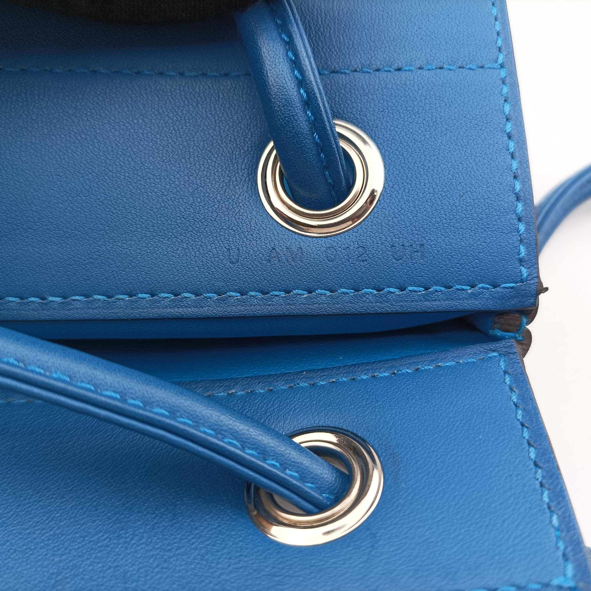 Pre-owned Hermes Sac Aline mini Blue lambskin  shoulderbag | stylenewstar