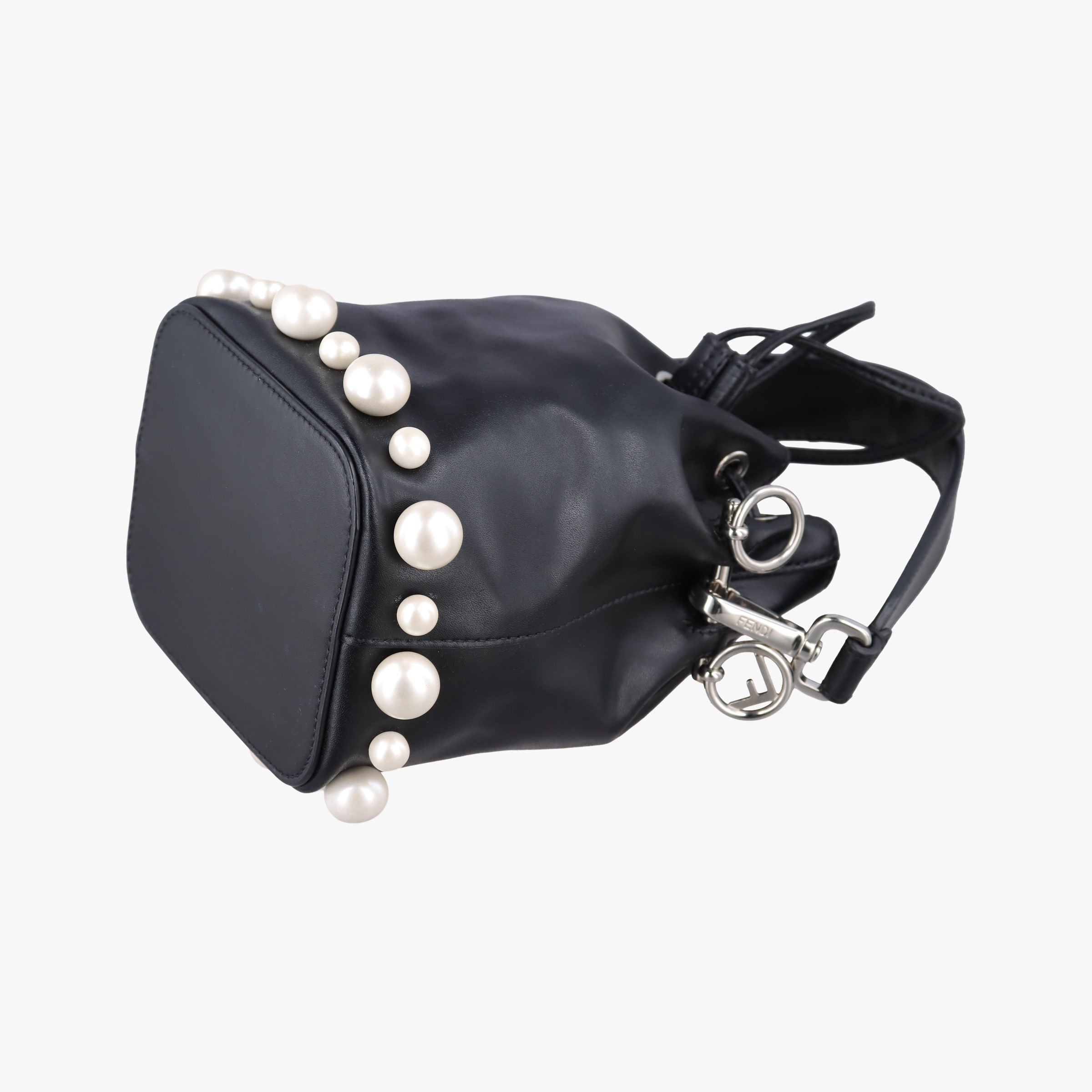 Pre-owned Fendi Mon Tresor Mini Bucket Black Leather 8BS010 handbag | stylenewstar