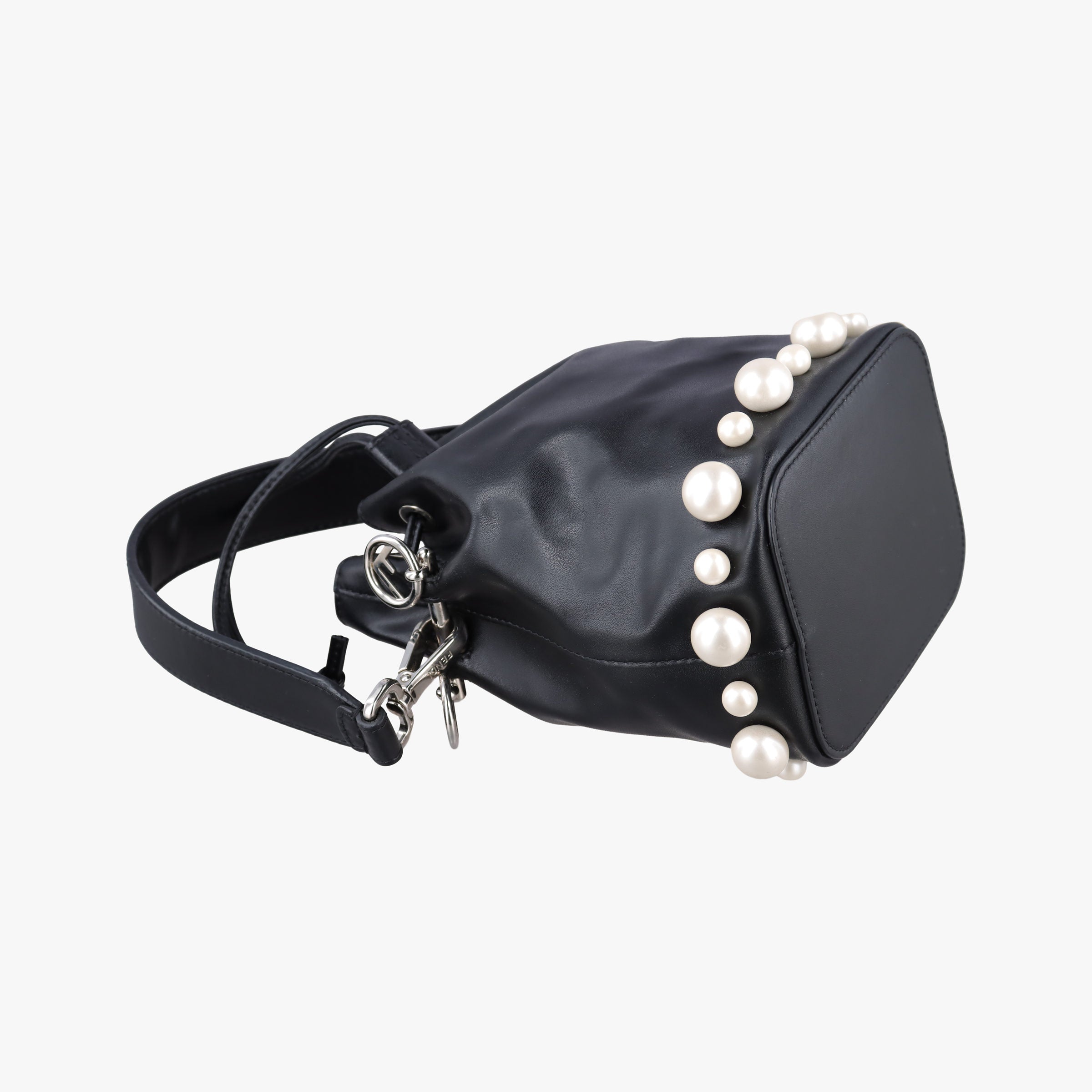 Pre-owned Fendi Mon Tresor Mini Bucket Black Leather 8BS010 handbag | stylenewstar