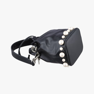 Pre-owned Fendi Mon Tresor Mini Bucket Black Leather 8BS010 handbag | stylenewstar