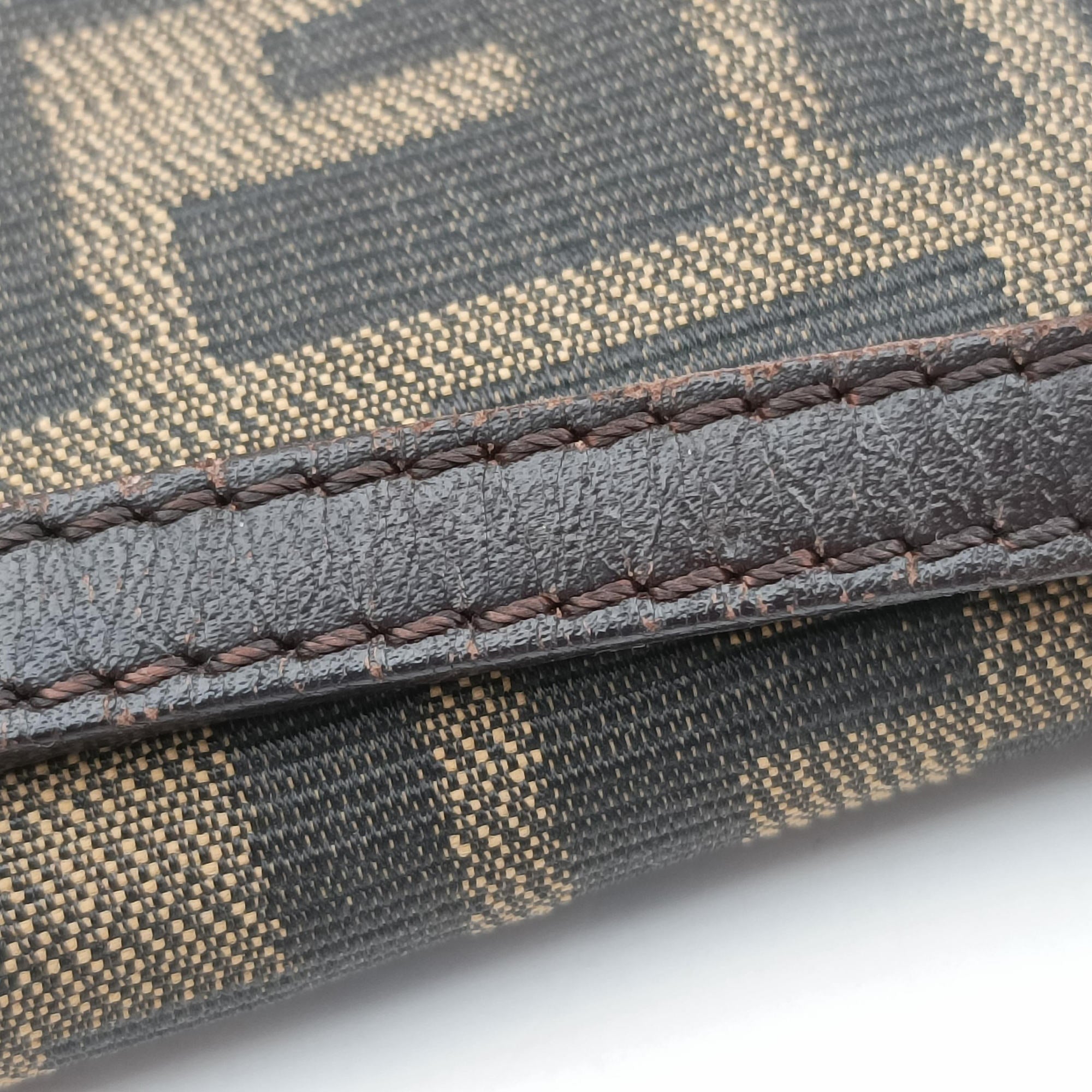 Pre-owned Fendi Zucca Baguette Brown canvas×leather 26796 shoulderbag | stylenewstar