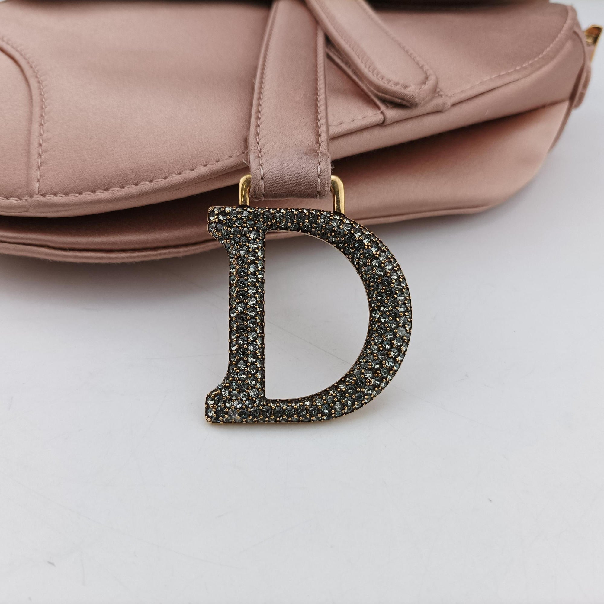 Pre-owned Christian Dior Saddle Pink silk  handbag | stylenewstar