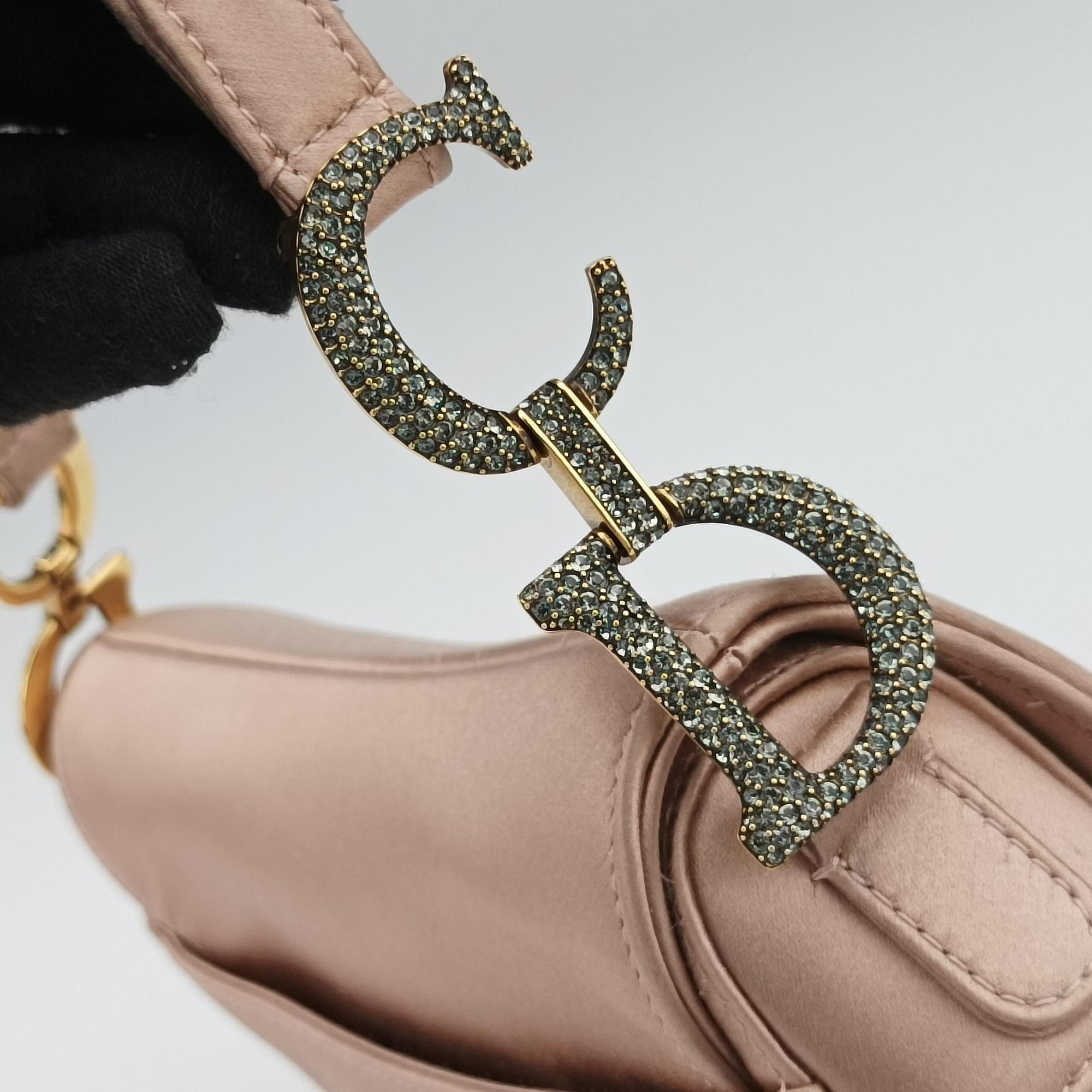 Pre-owned Christian Dior Saddle Pink silk  handbag | stylenewstar