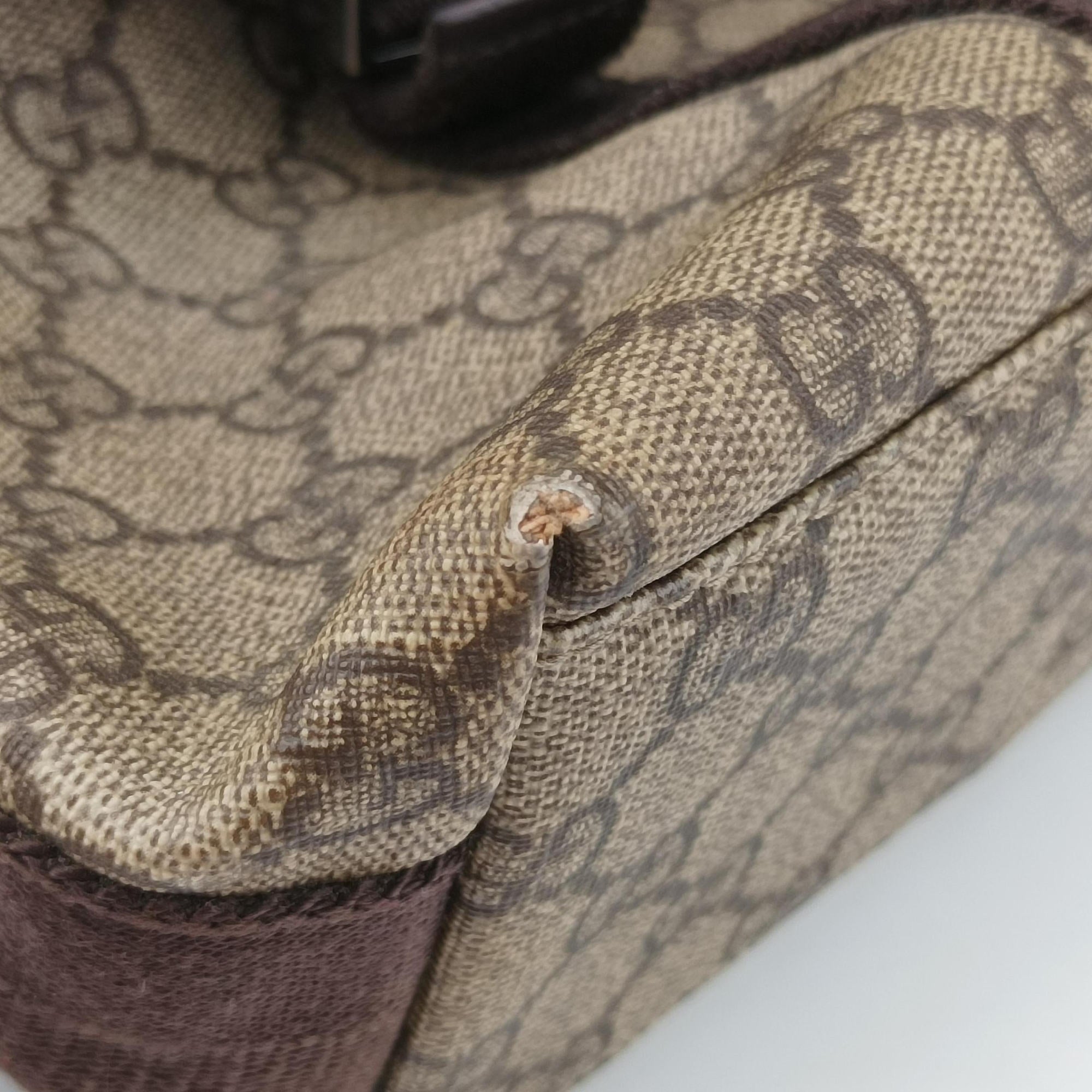 Secondhand Gucci GG Supreme Double Buckle Beige × Dark Brown PVC coated canvas 122373 shoulderbag | stylenewstar