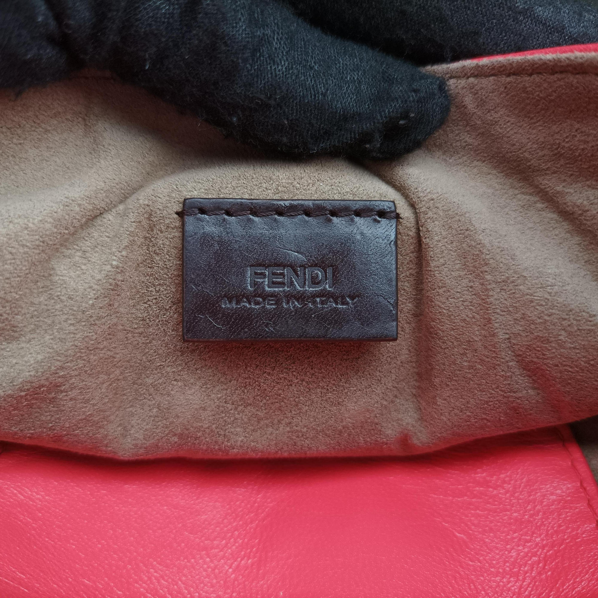 Pre-owned Fendi Mini Be Baguette Orange Leather 8M0315 shoulderbag | stylenewstar