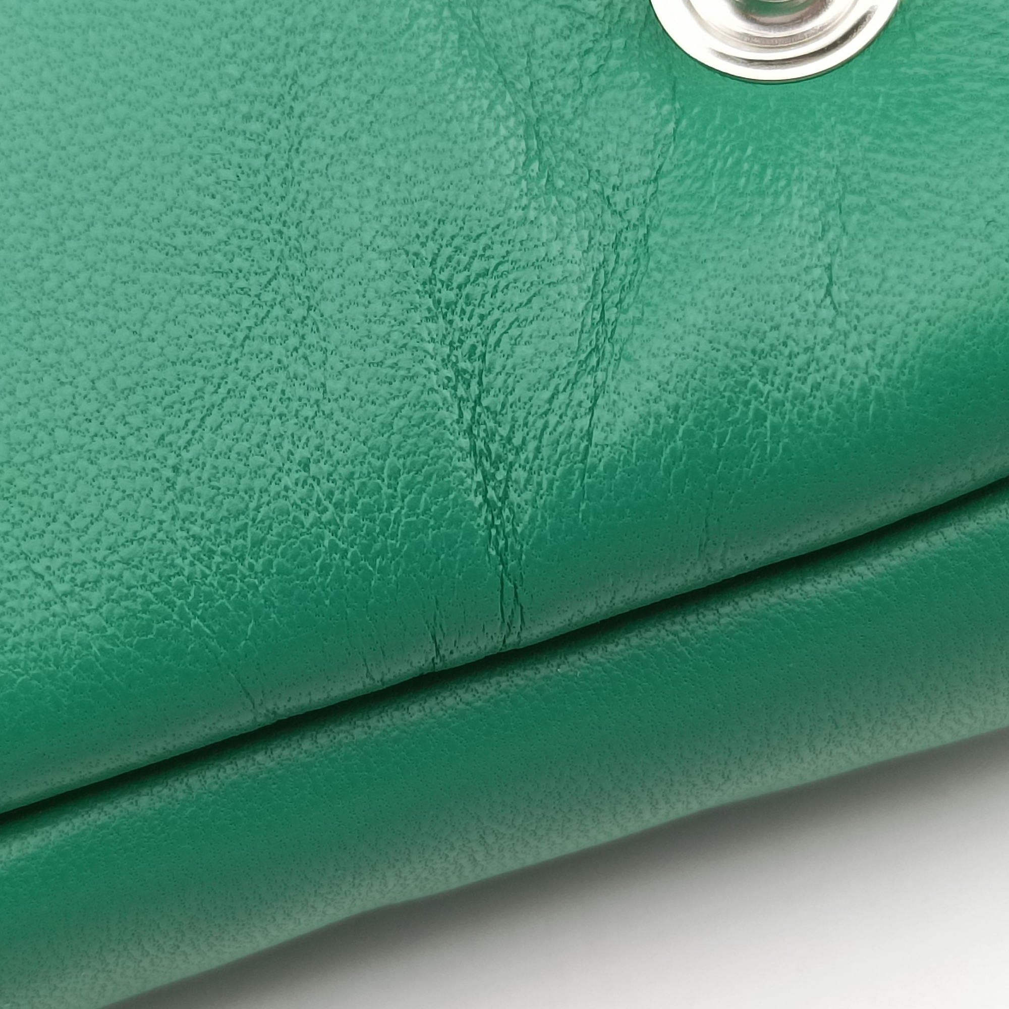 Pre-owned Prada triangle mini Green Leather 1NR015 shoulderbag | stylenewstar