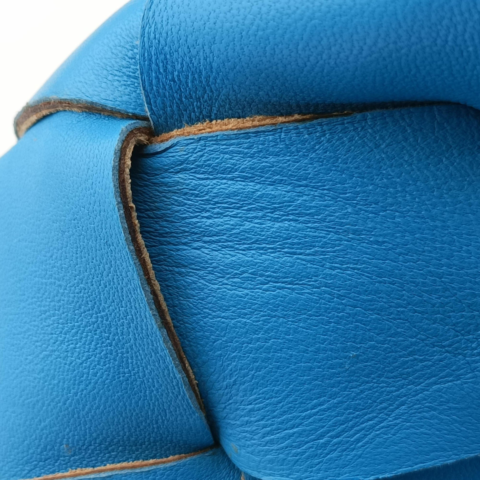 Secondhand Bottega Veneta padded intrecciato Blue lambskin  handbag | stylenewstar