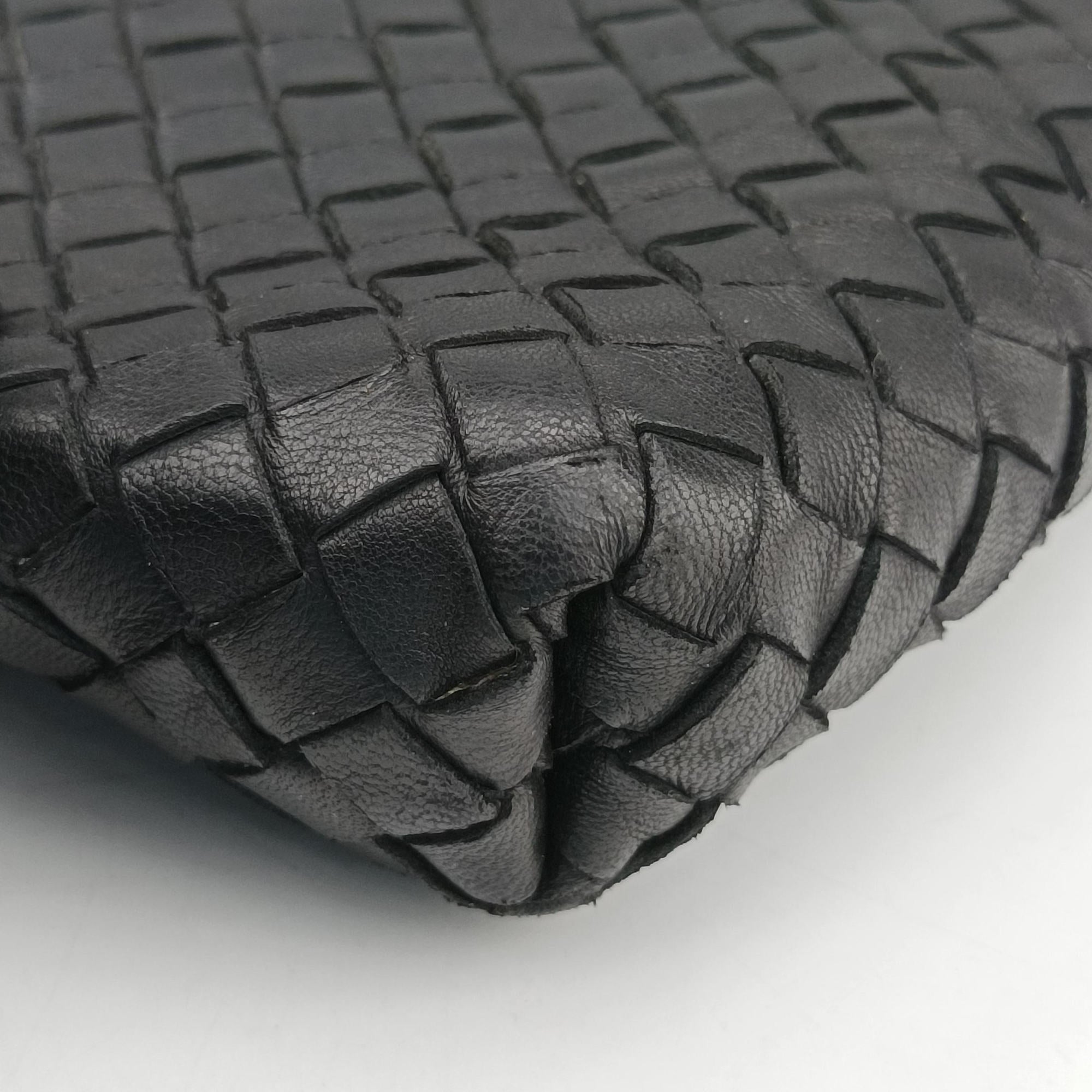 Vintage Bottega Veneta Intrecciato Black lambskin  shoulderbag | stylenewstar