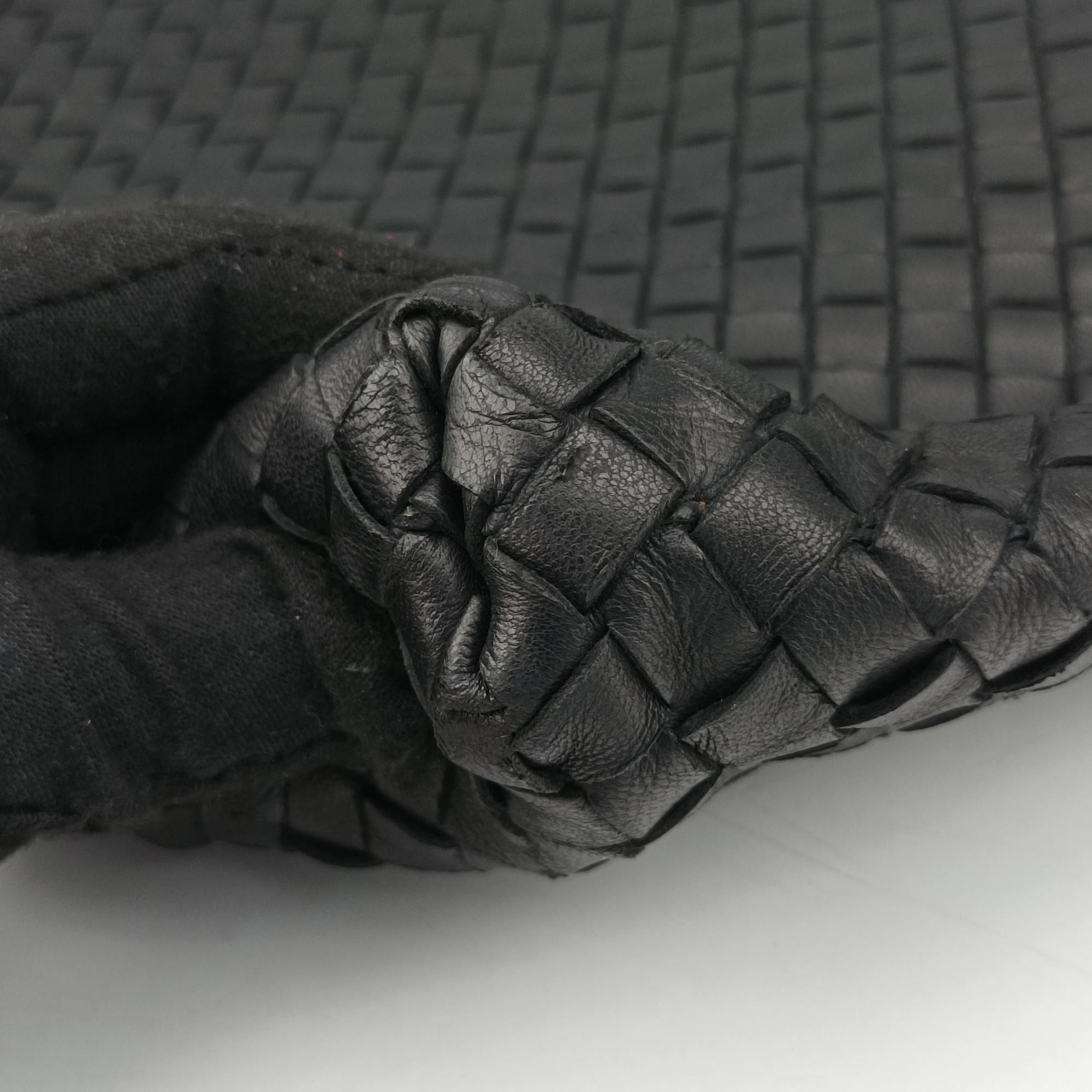 Vintage Bottega Veneta Intrecciato Black lambskin  shoulderbag | stylenewstar
