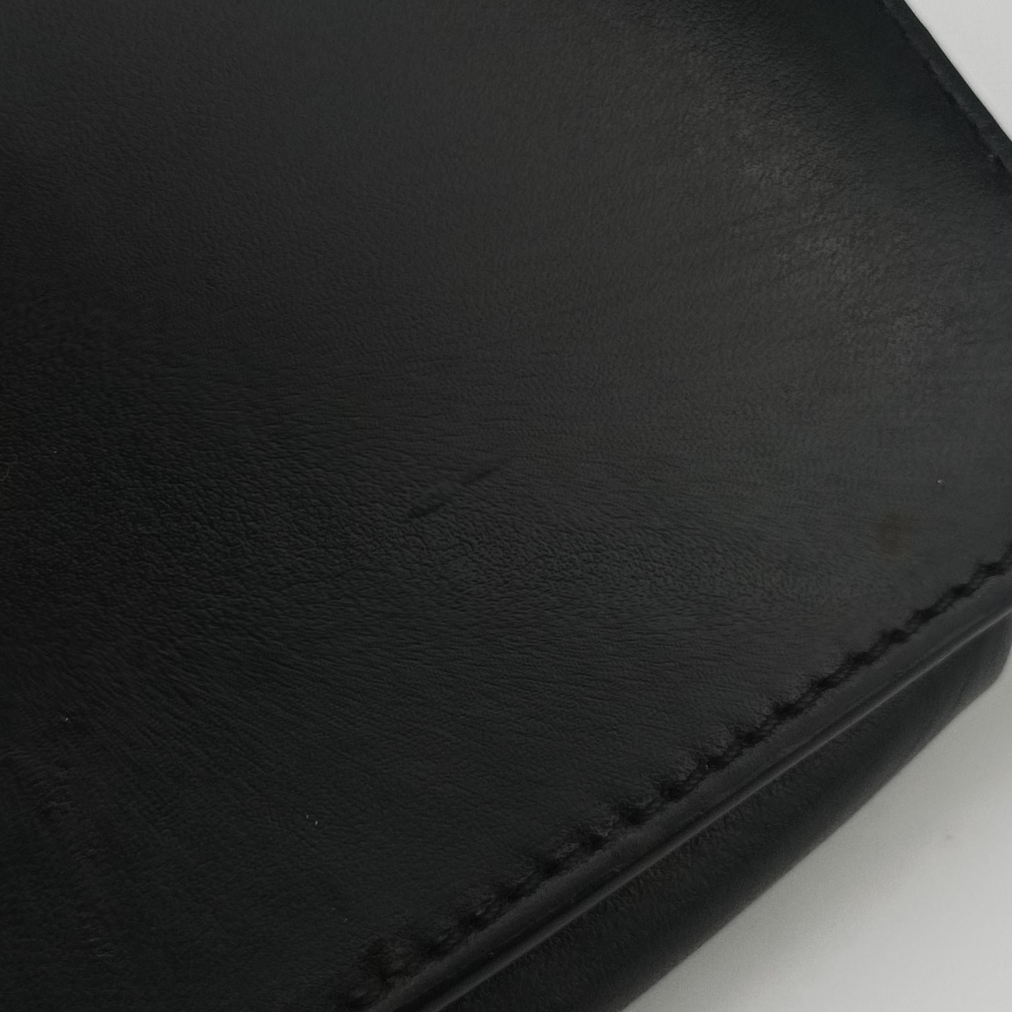 Secondhand VERSACE La Medusa Black Leather  shoulderbag | stylenewstar