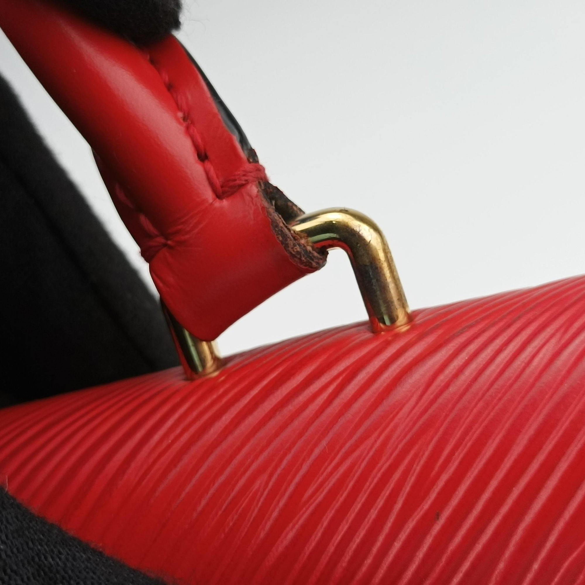 Secondhand Louis Vuitton Locky BB Red Epi M53239 handbag | stylenewstar