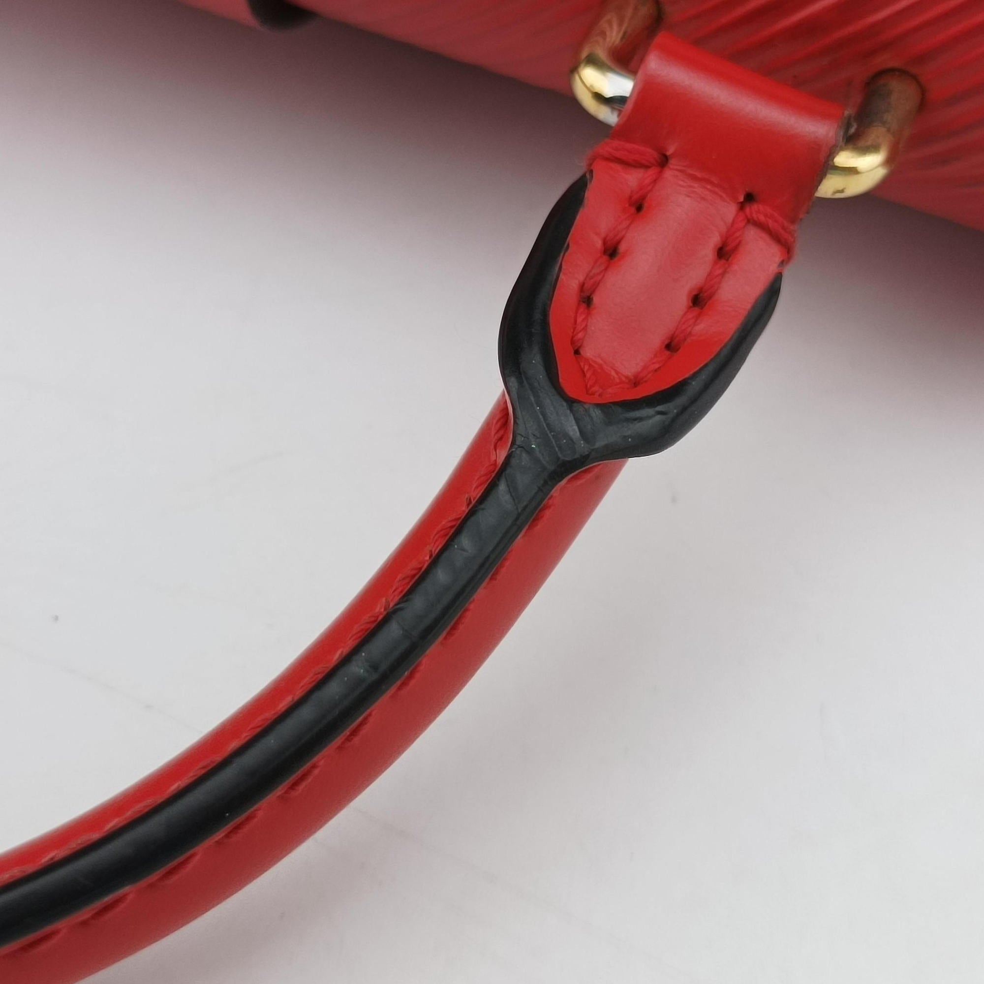Secondhand Louis Vuitton Locky BB Red Epi M53239 handbag | stylenewstar