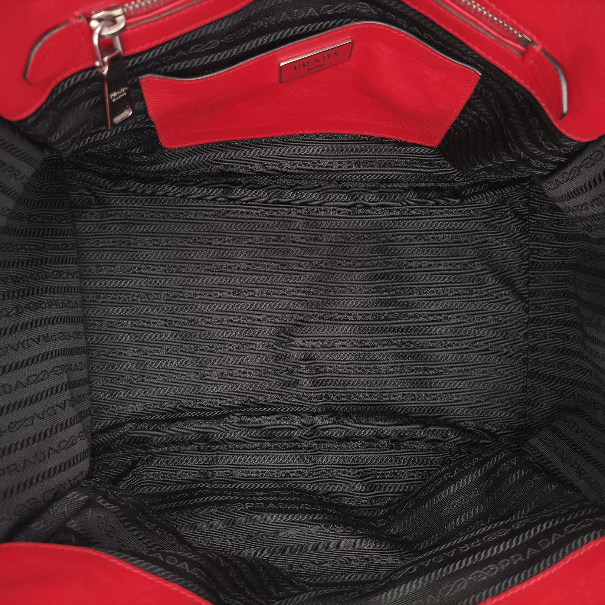 Pre-owned Prada Twin Pocket Winged Tote Red Leather BN2619 shoulderbag | stylenewstar