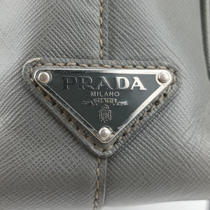 Pre-owned Prada Briefcase Grey SAFFIANO Leather VS305M handbag | stylenewstar