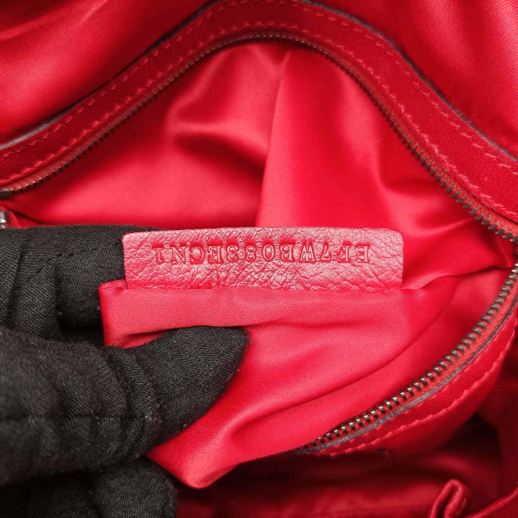 Secondhand Valentino Petale Rose Dome Red Leather  shoulderbag | stylenewstar
