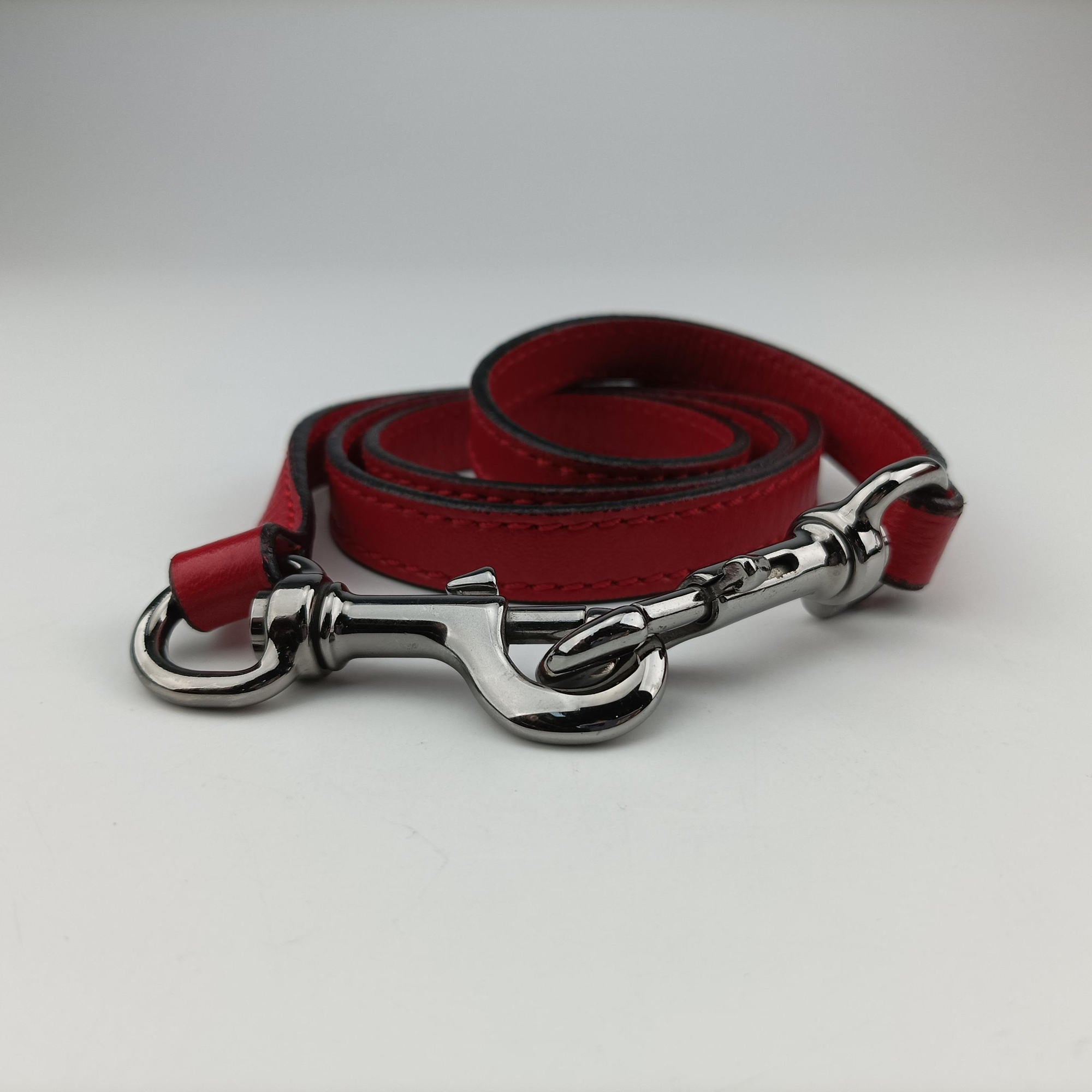 Secondhand Valentino Petale Rose Dome Red Leather  shoulderbag | stylenewstar