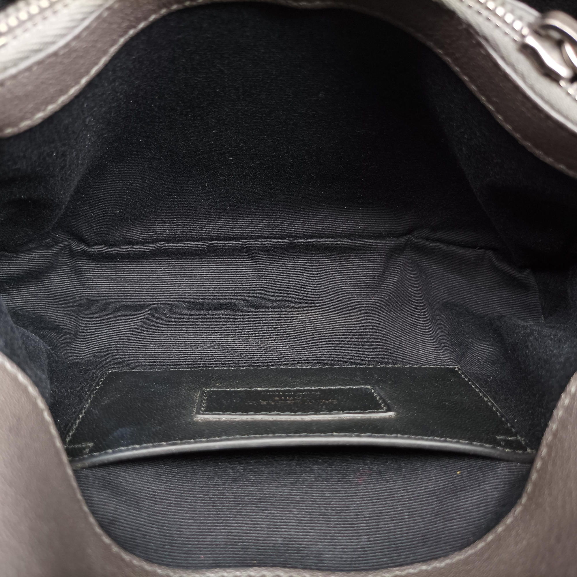 Pre-owned Yves Saint Laurent COLLEGE Grey Leather 487213 shoulderbag | stylenewstar