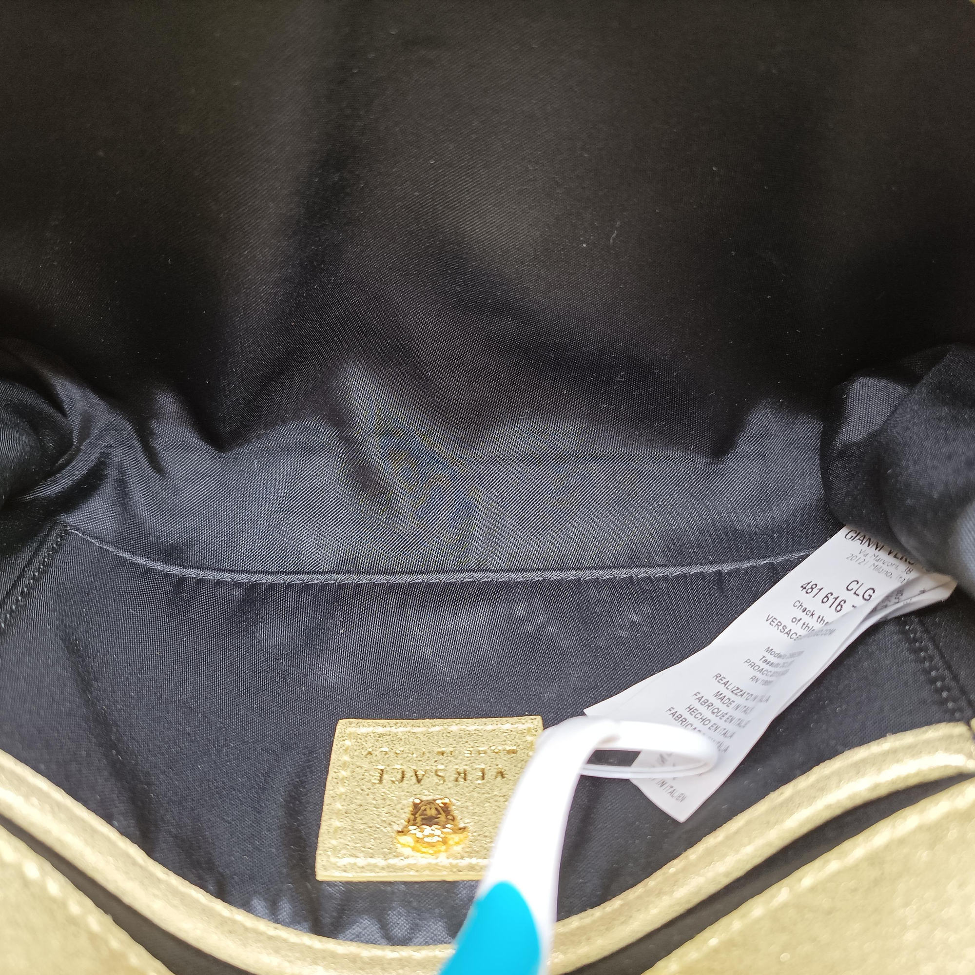 Pre-owned VERSACE medusa Golden Leather  shoulderbag | stylenewstar