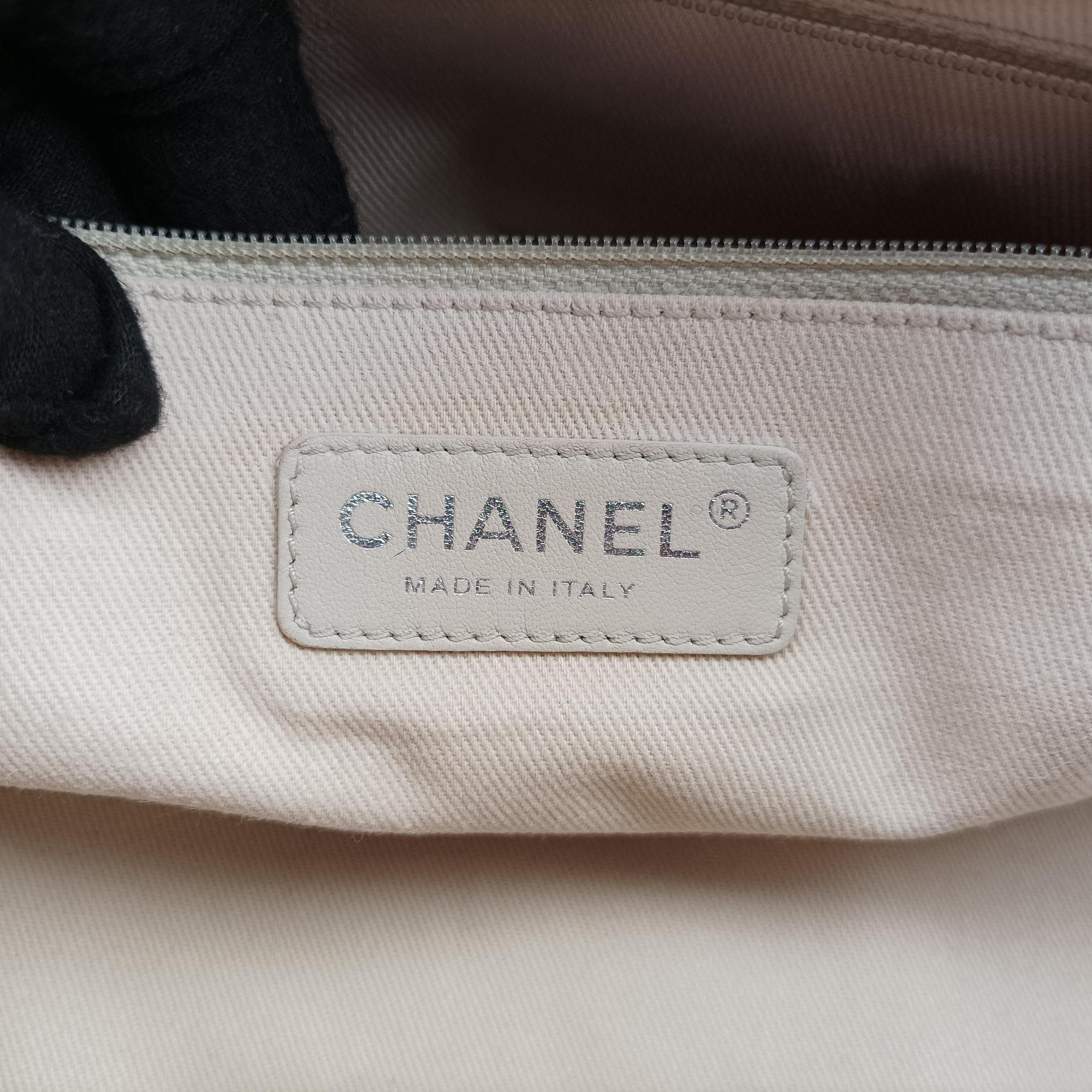 Pre-owned Chanel Matelasse Cocomark GST Red Patent A67294 shoulderbag | stylenewstar