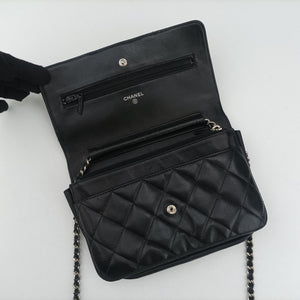 Vintage Chanel Matelasse coco mark Black lambskin A33814 shoulderbag | stylenewstar
