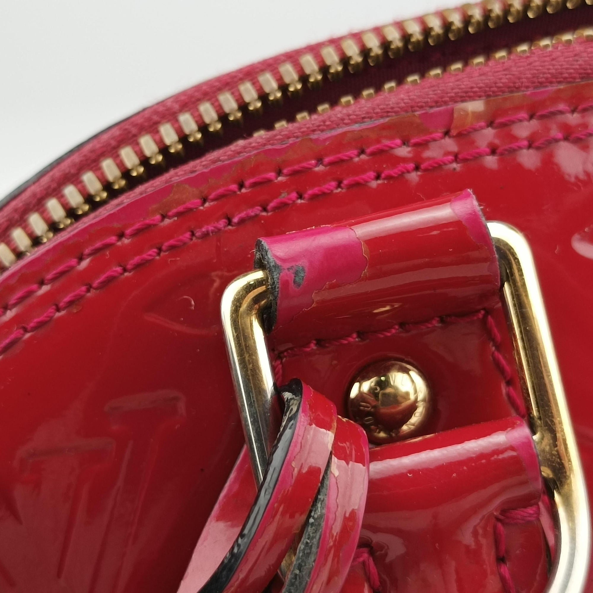 Vintage Louis Vuitton Alma BB pomme d'amour Vernis M91606 shoulderbag | stylenewstar