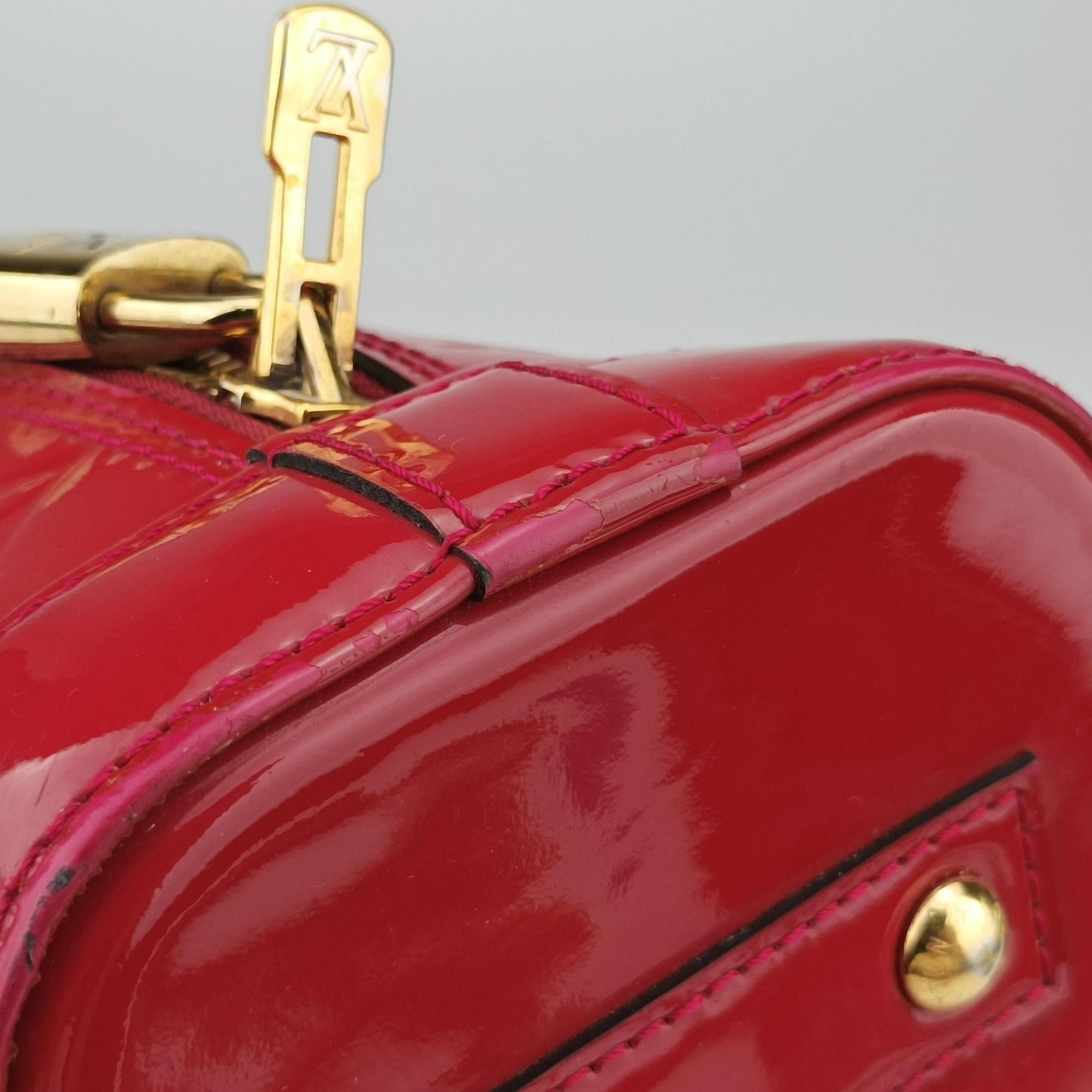Vintage Louis Vuitton Alma BB pomme d'amour Vernis M91606 shoulderbag | stylenewstar