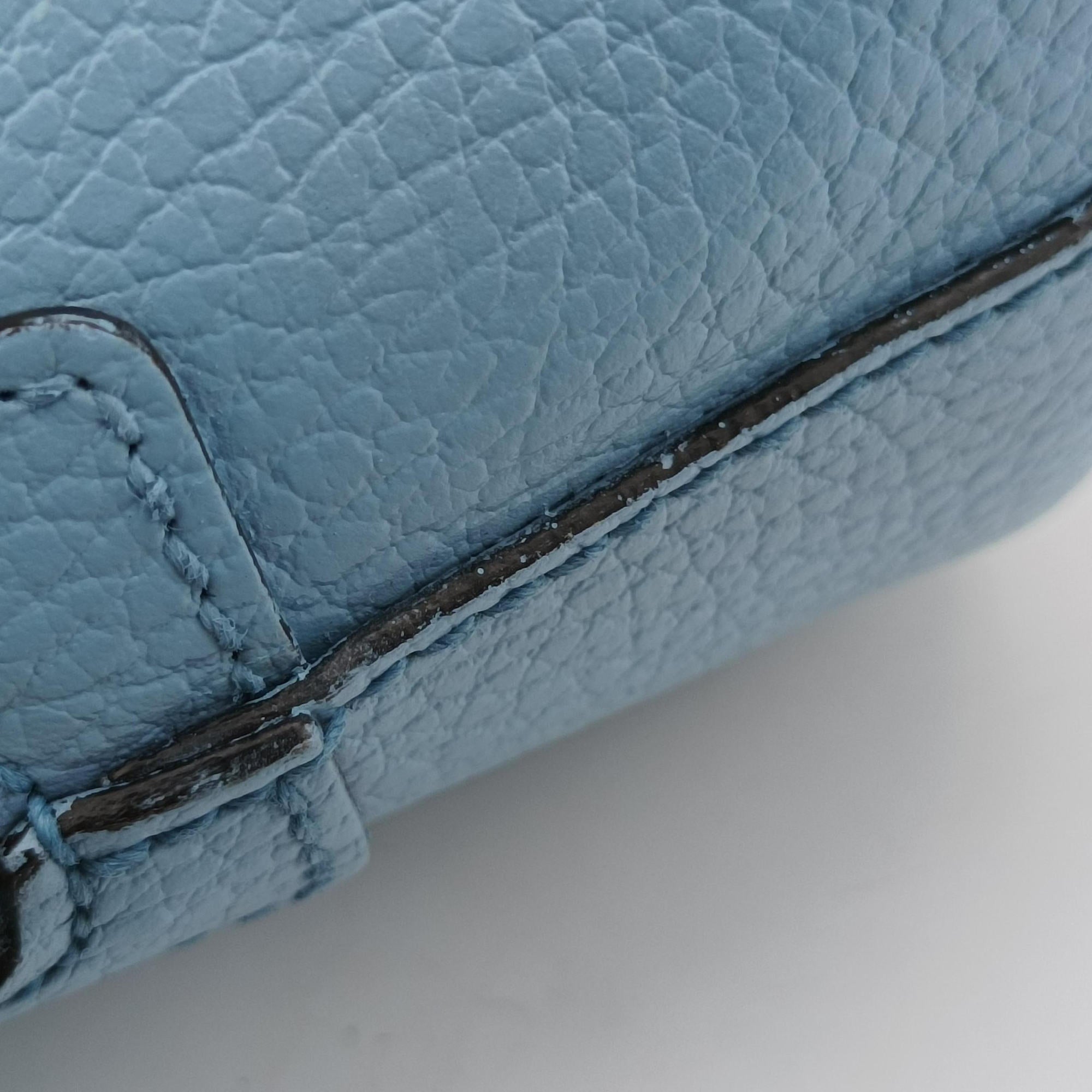Vintage Gucci Interlocking G charm Dome Blue Leather 449661 shoulderbag | stylenewstar