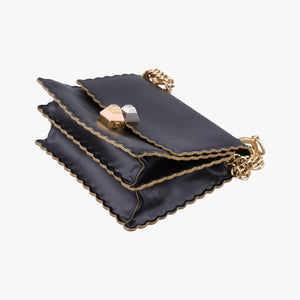 Pre-owned Fendi Kan I Black Leather 8M0381 shoulderbag | stylenewstar