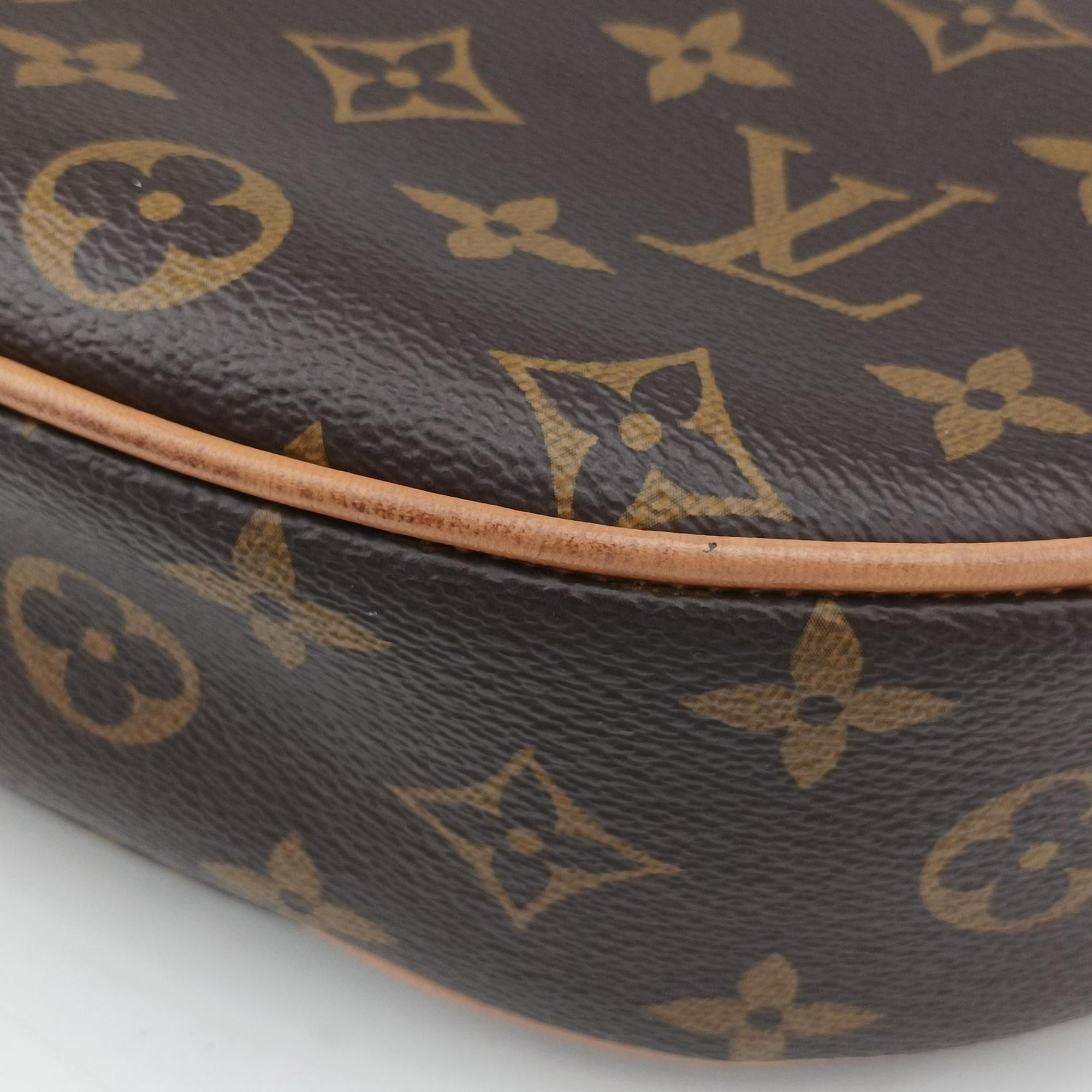 Pre-owned Louis Vuitton LOOP Brown×Beige Monogram Canvas M81098 shoulderbag | stylenewstar