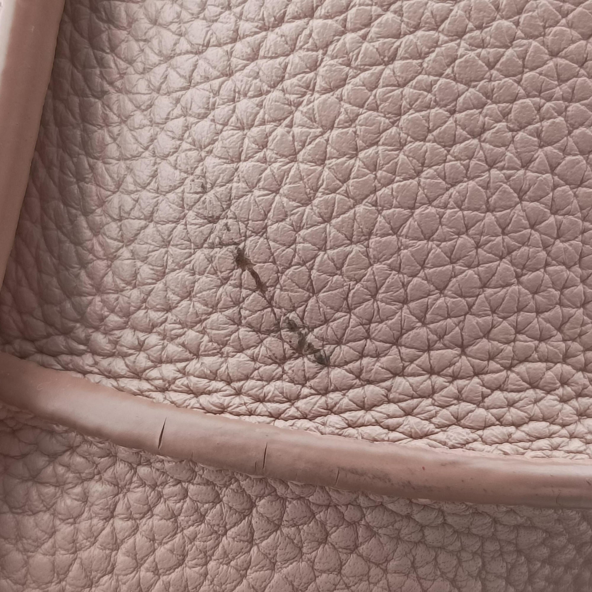 Secondhand Yves Saint Laurent SAC DE JOUR Pink Leather 464960 shoulderbag | stylenewstar