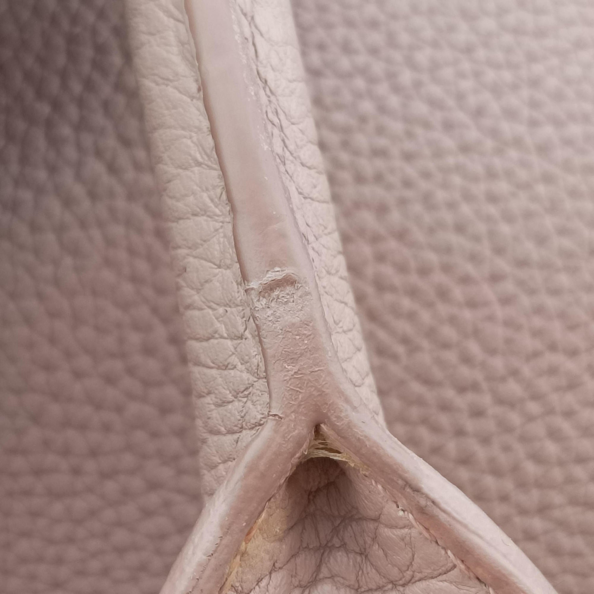 Secondhand Yves Saint Laurent SAC DE JOUR Pink Leather 464960 shoulderbag | stylenewstar