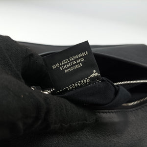 Pre-owned Fendi FF logo Black Leather 7M0299 shoulderbag | stylenewstar