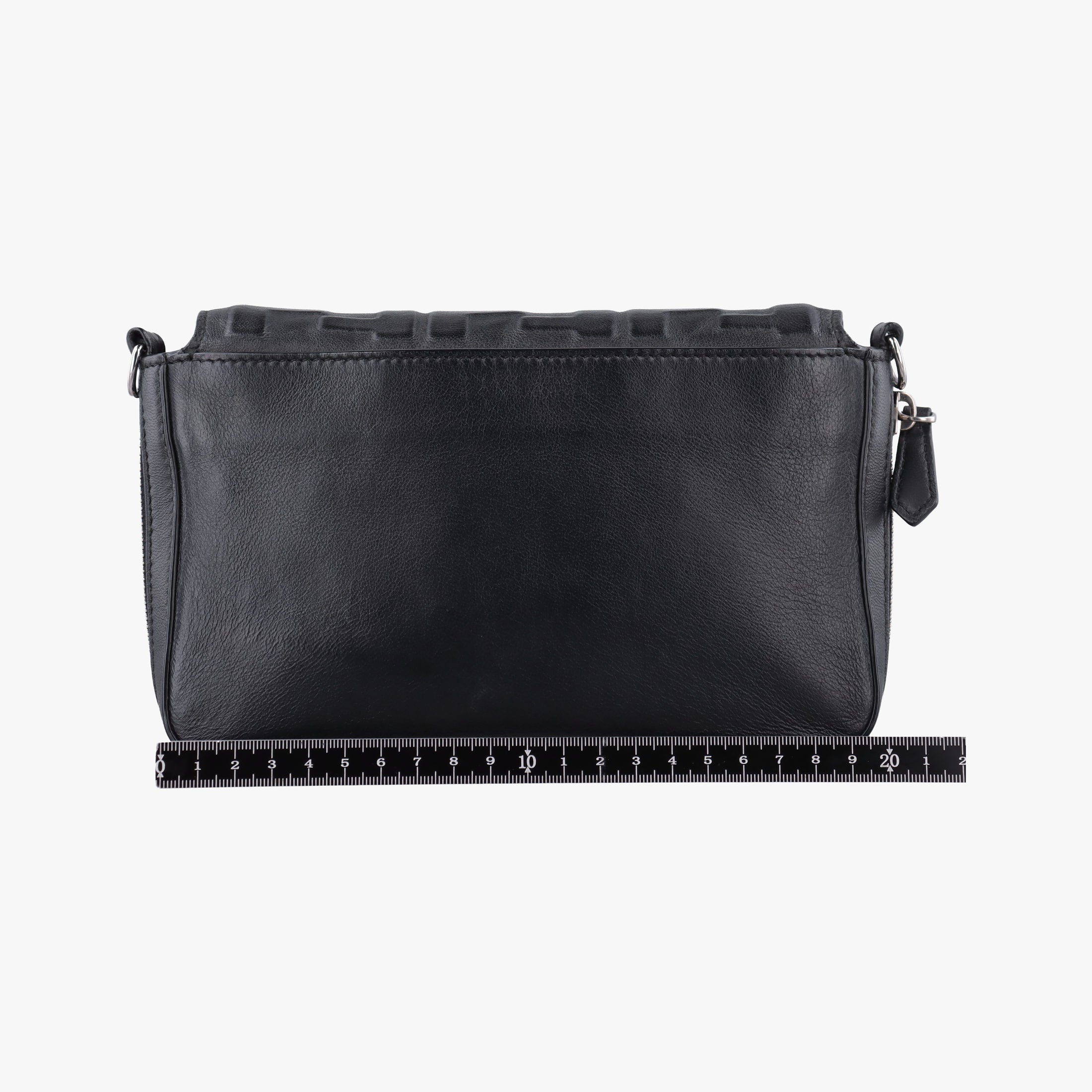 Pre-owned Fendi FF logo Black Leather 7M0299 shoulderbag | stylenewstar