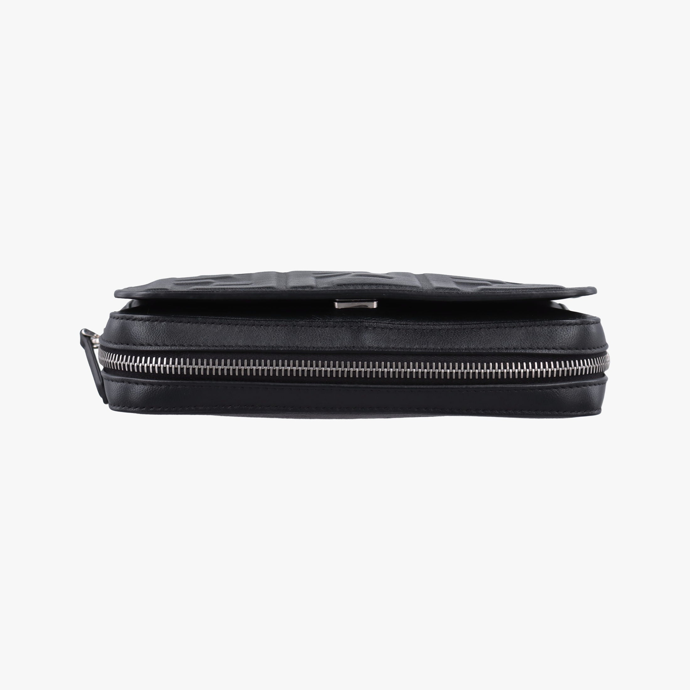Pre-owned Fendi FF logo Black Leather 7M0299 shoulderbag | stylenewstar