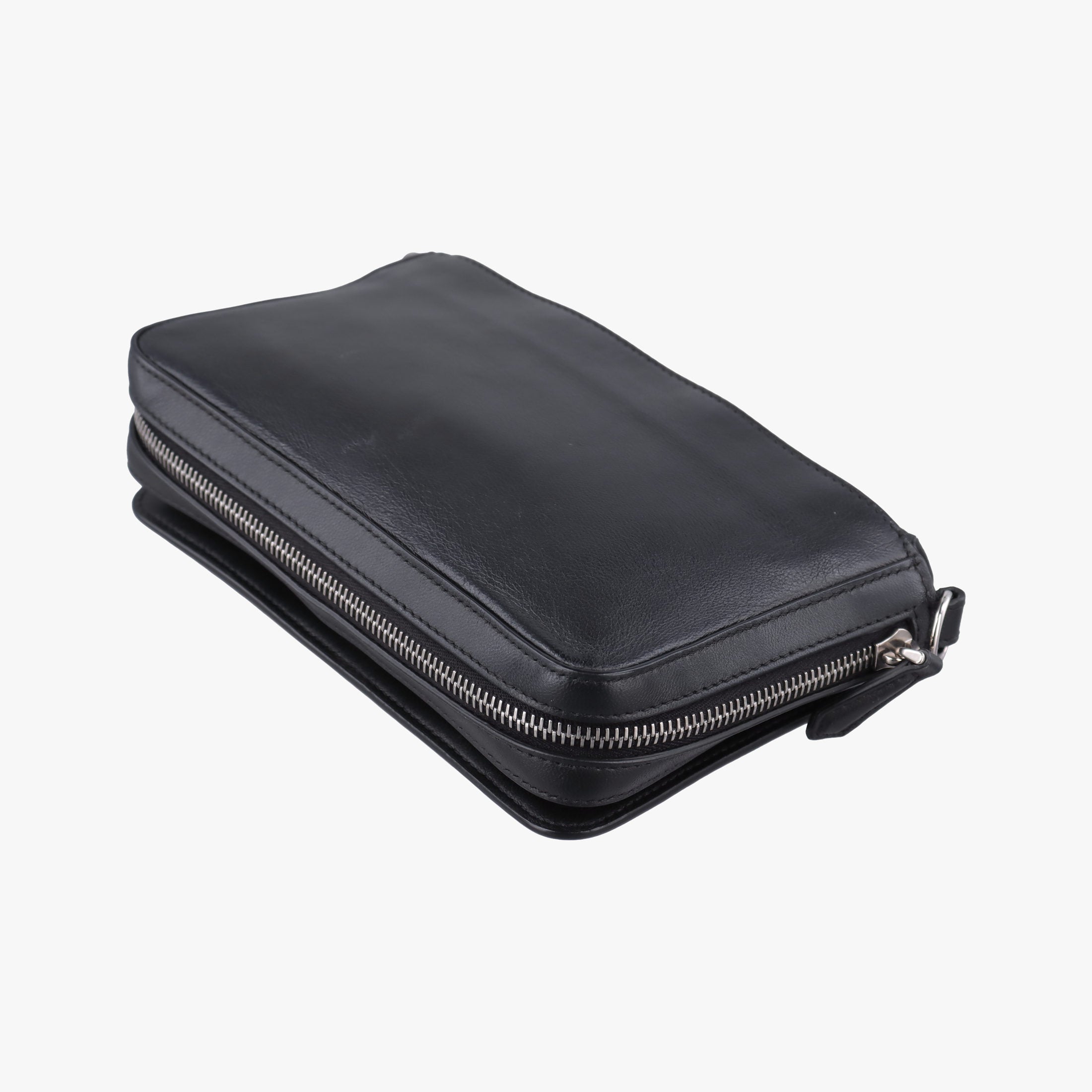 Pre-owned Fendi FF logo Black Leather 7M0299 shoulderbag | stylenewstar