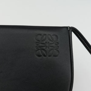 Pre-owned Loewe Heel Small Black Leather  shoulderbag | stylenewstar