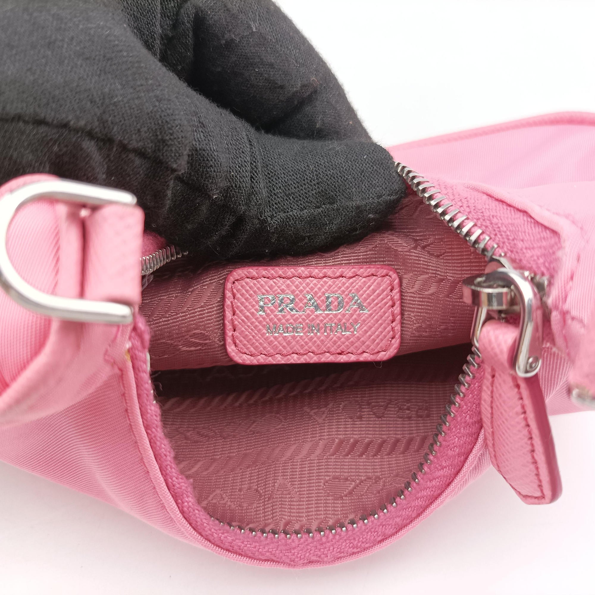 Secondhand Prada Re-Edition 2005 Nylon Mini Pink nylon 1TT122 shoulderbag | stylenewstar