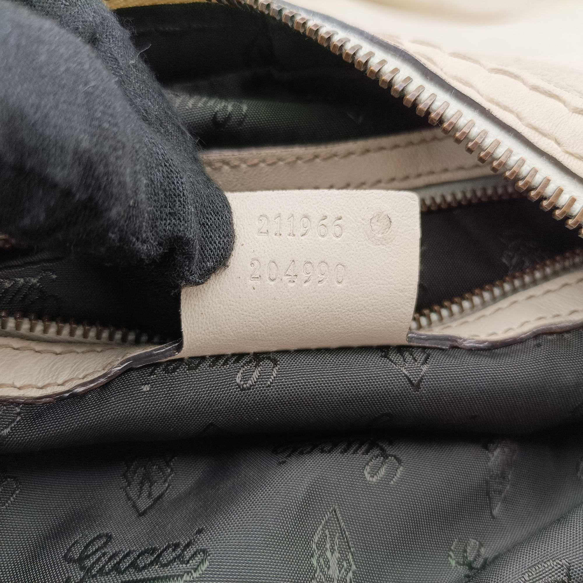 Pre-owned Gucci Jockey Hobo White Leather 211966 shoulderbag | stylenewstar