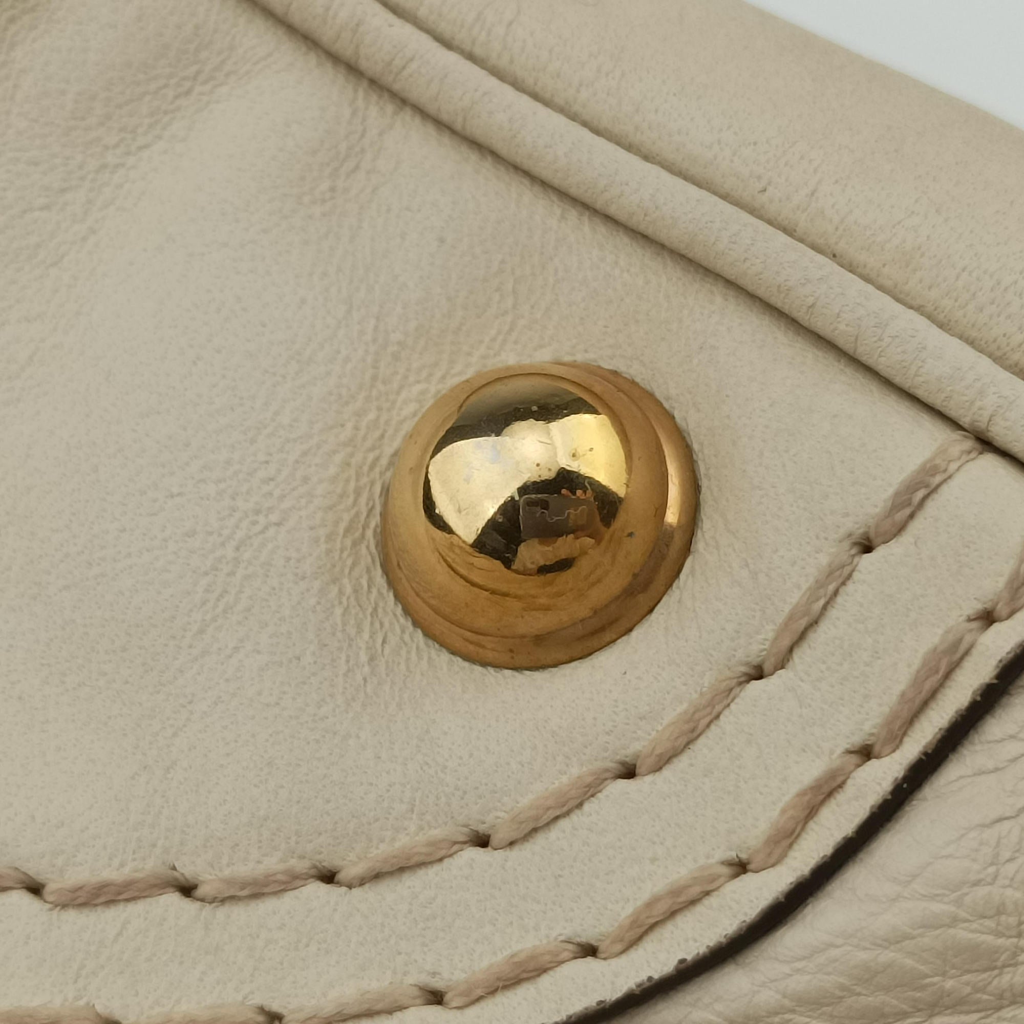 Pre-owned Gucci Jockey Hobo White Leather 211966 shoulderbag | stylenewstar