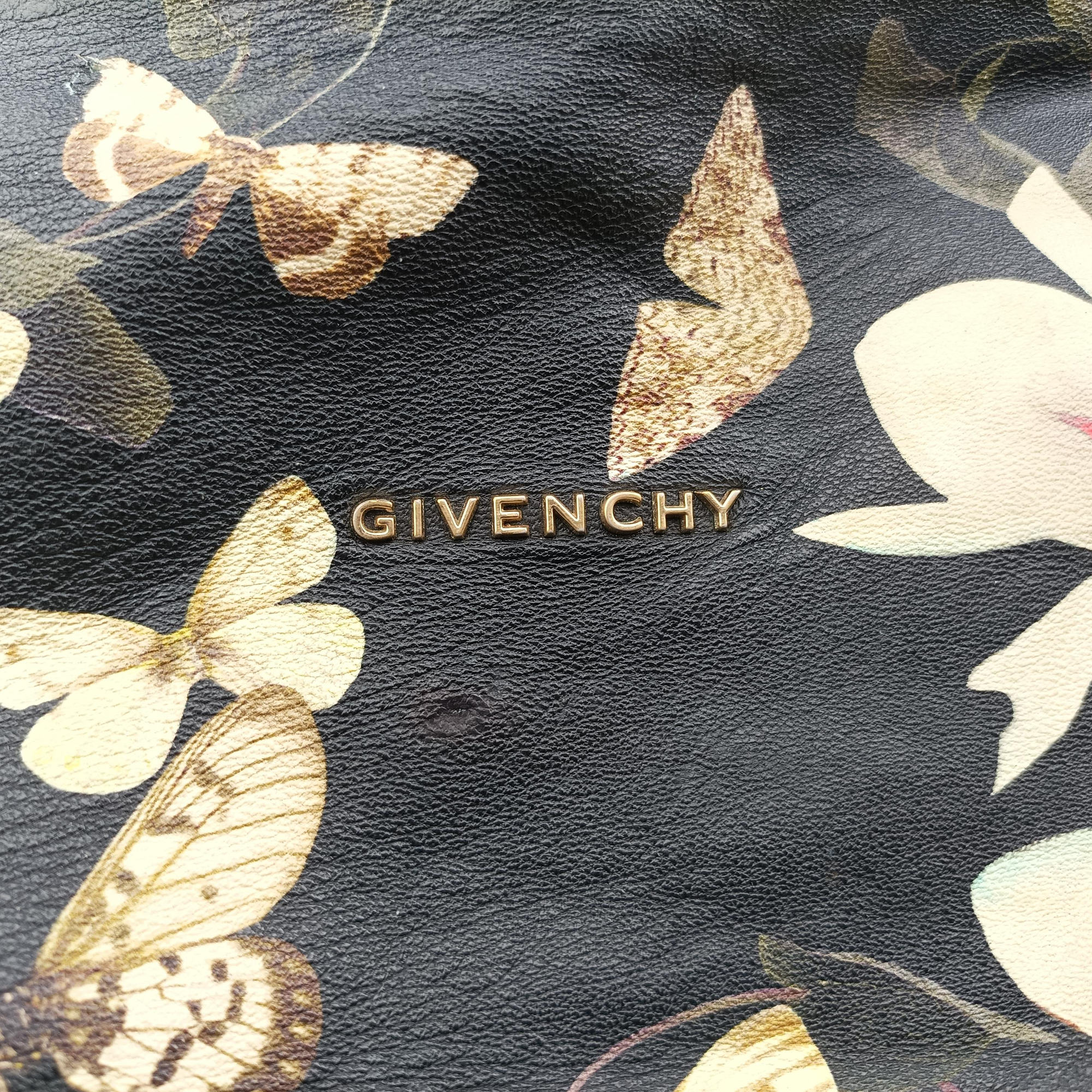 Pre-owned Givenchy pandora Multicolour Leather  shoulderbag | stylenewstar