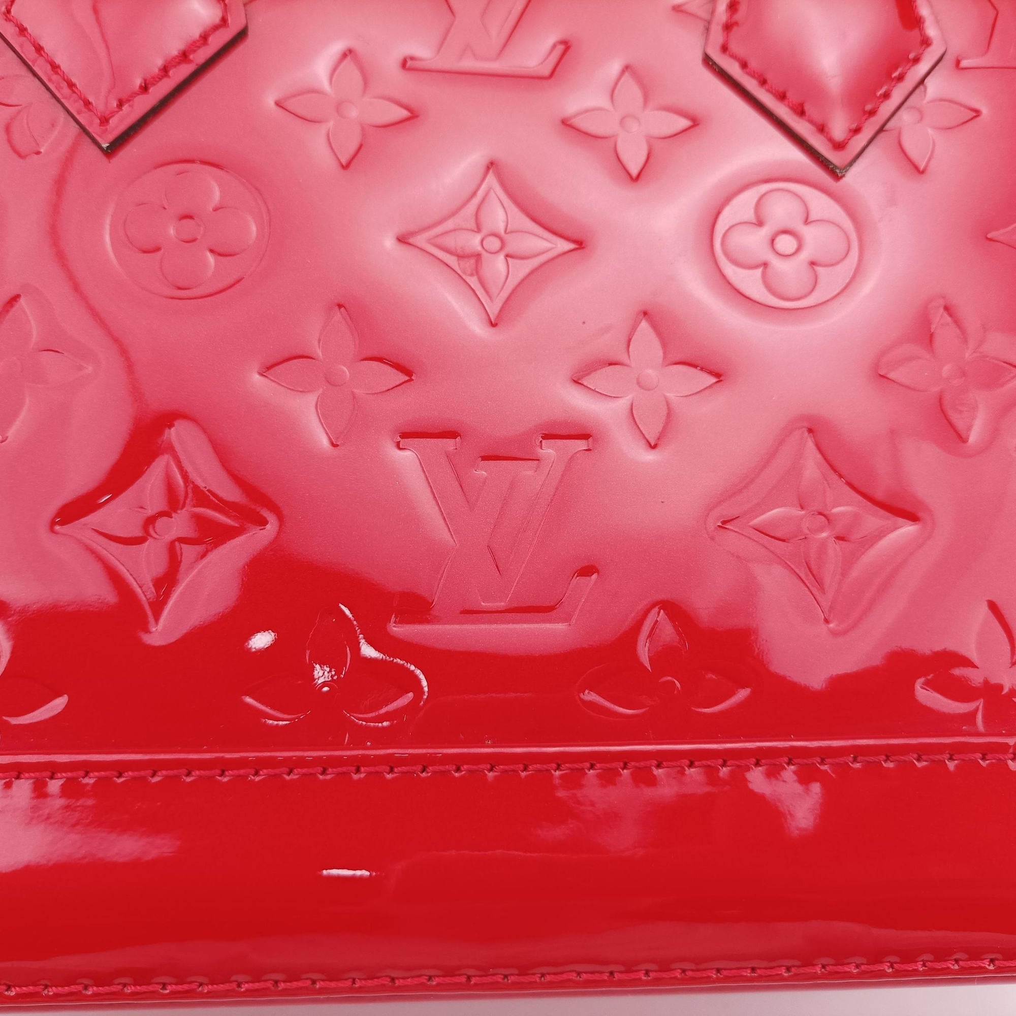 Pre-owned Louis Vuitton Alma BB CERISE Vernis M90174 shoulderbag | stylenewstar
